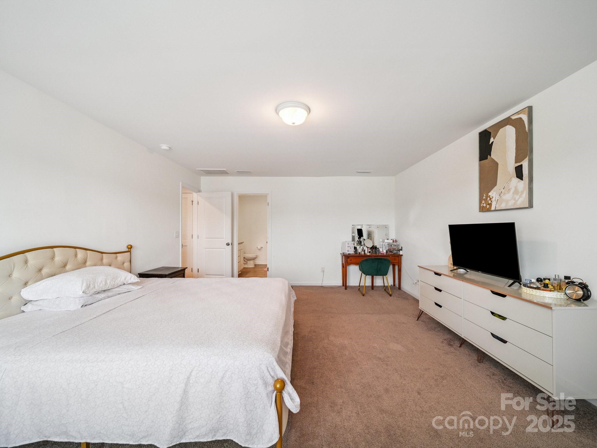 3077 Light Ridge Court Property Photo 17