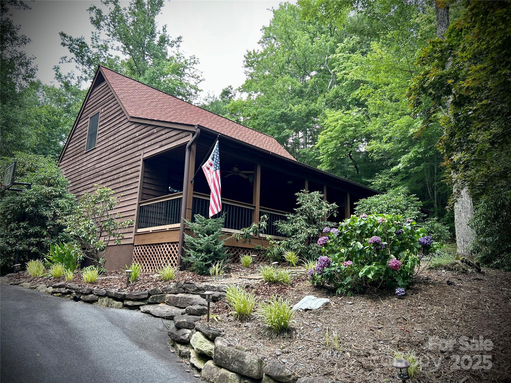 1952 Davis Mountain Road Property Photo