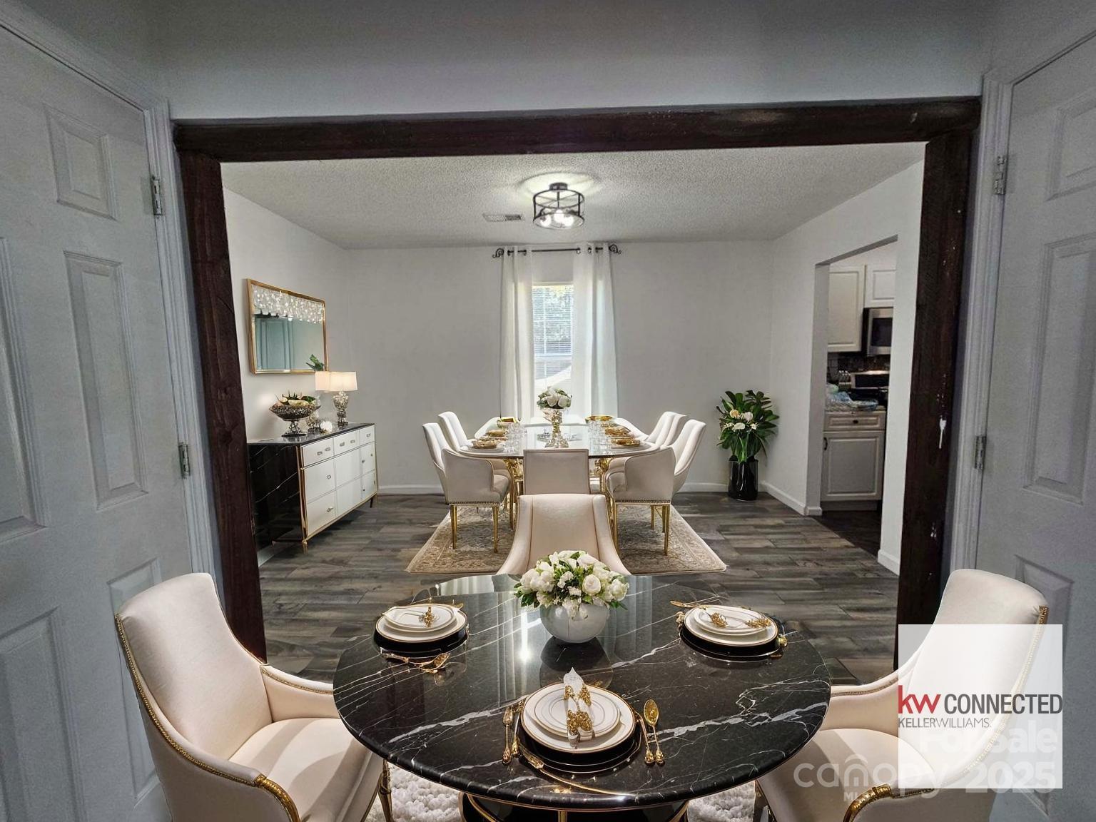 11 Long Glen Court 113 Property Photo 3