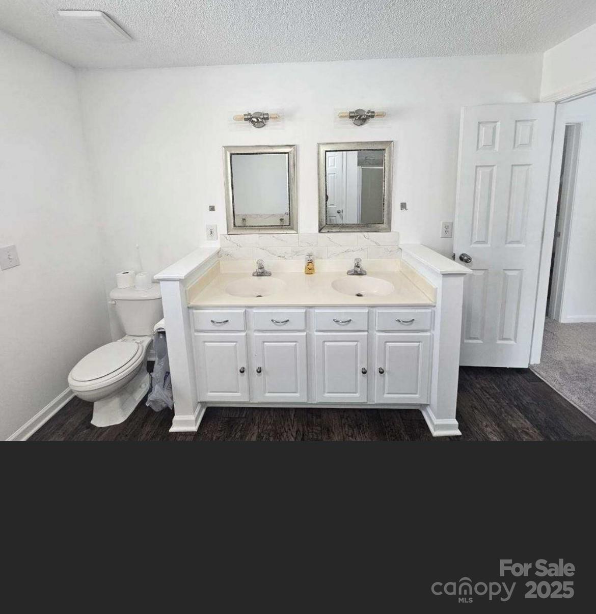 11 Long Glen Court 113 Property Photo 7