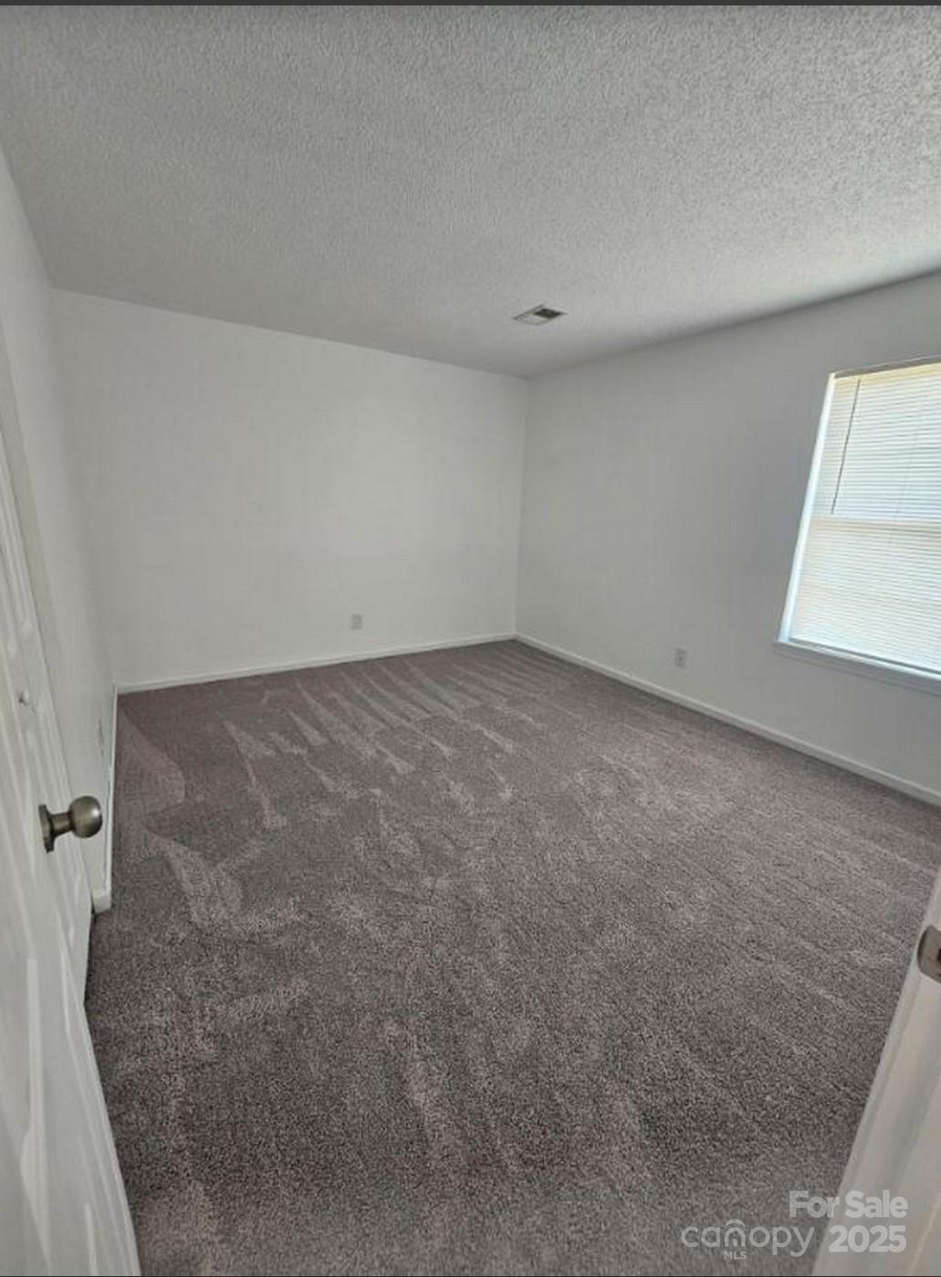 11 Long Glen Court 113 Property Photo 18