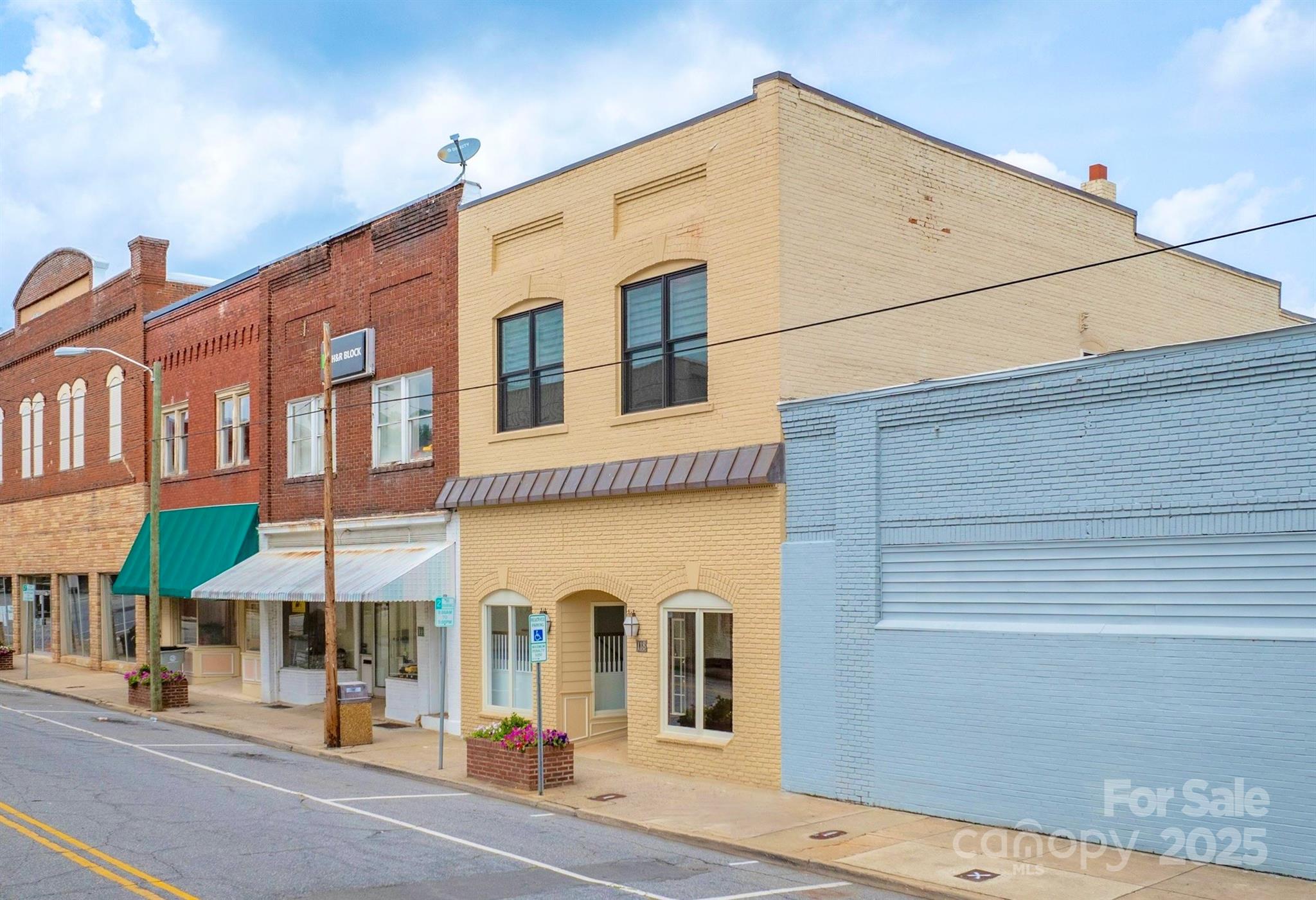 118 Mulberry Street Property Photo 1