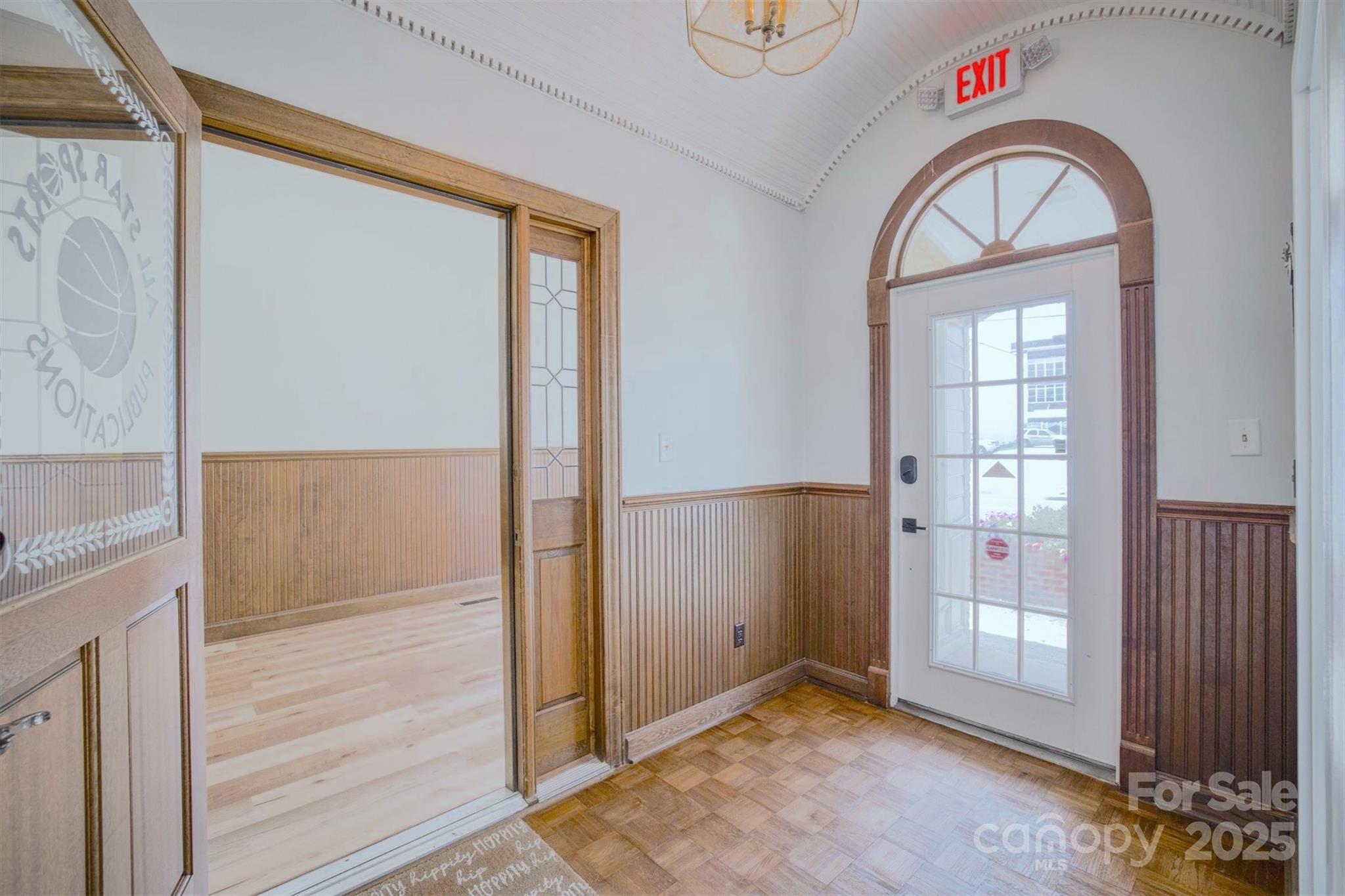 118 Mulberry Street Property Photo 30