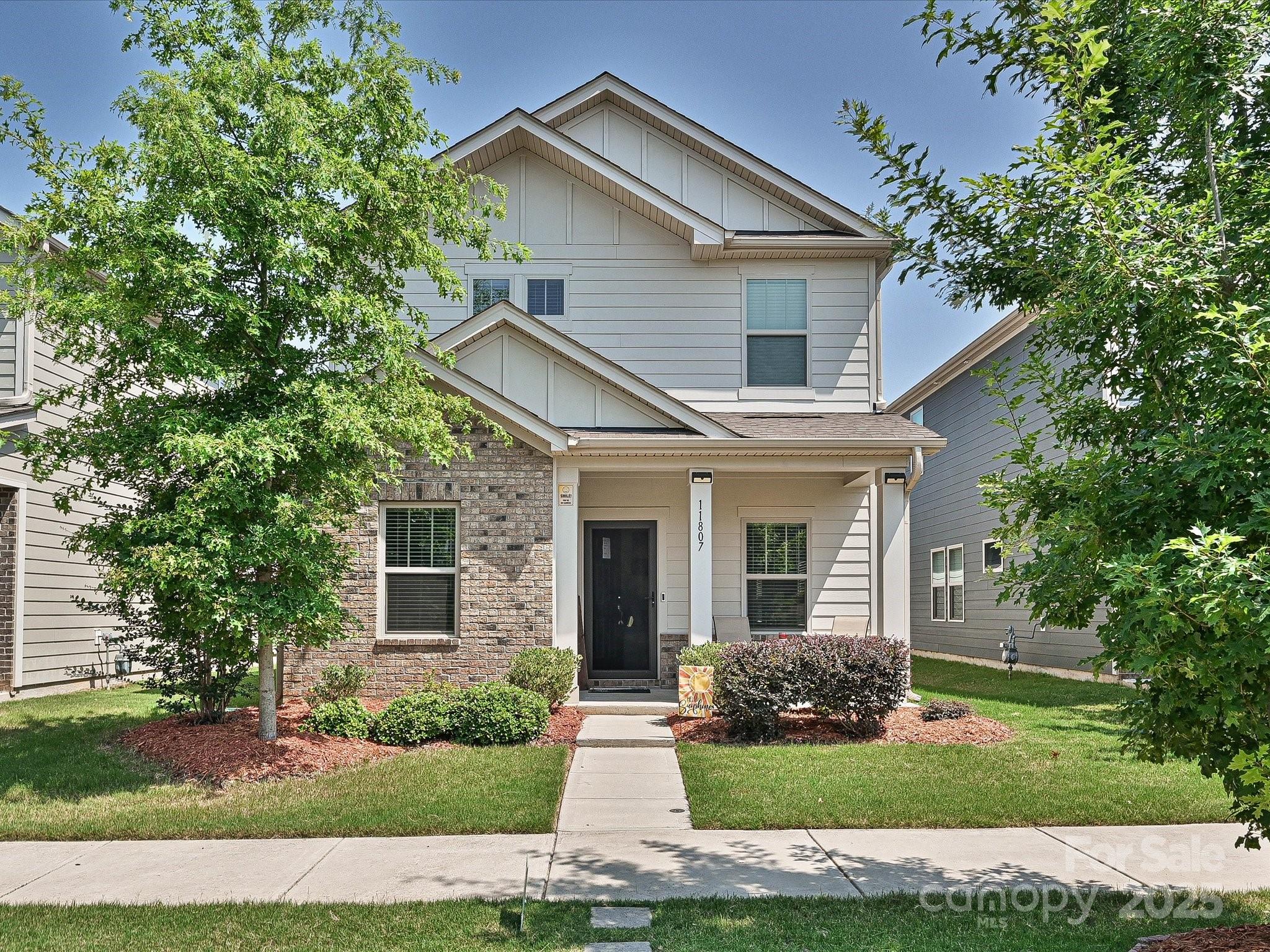 11807 Midnight Way Property Photo 1