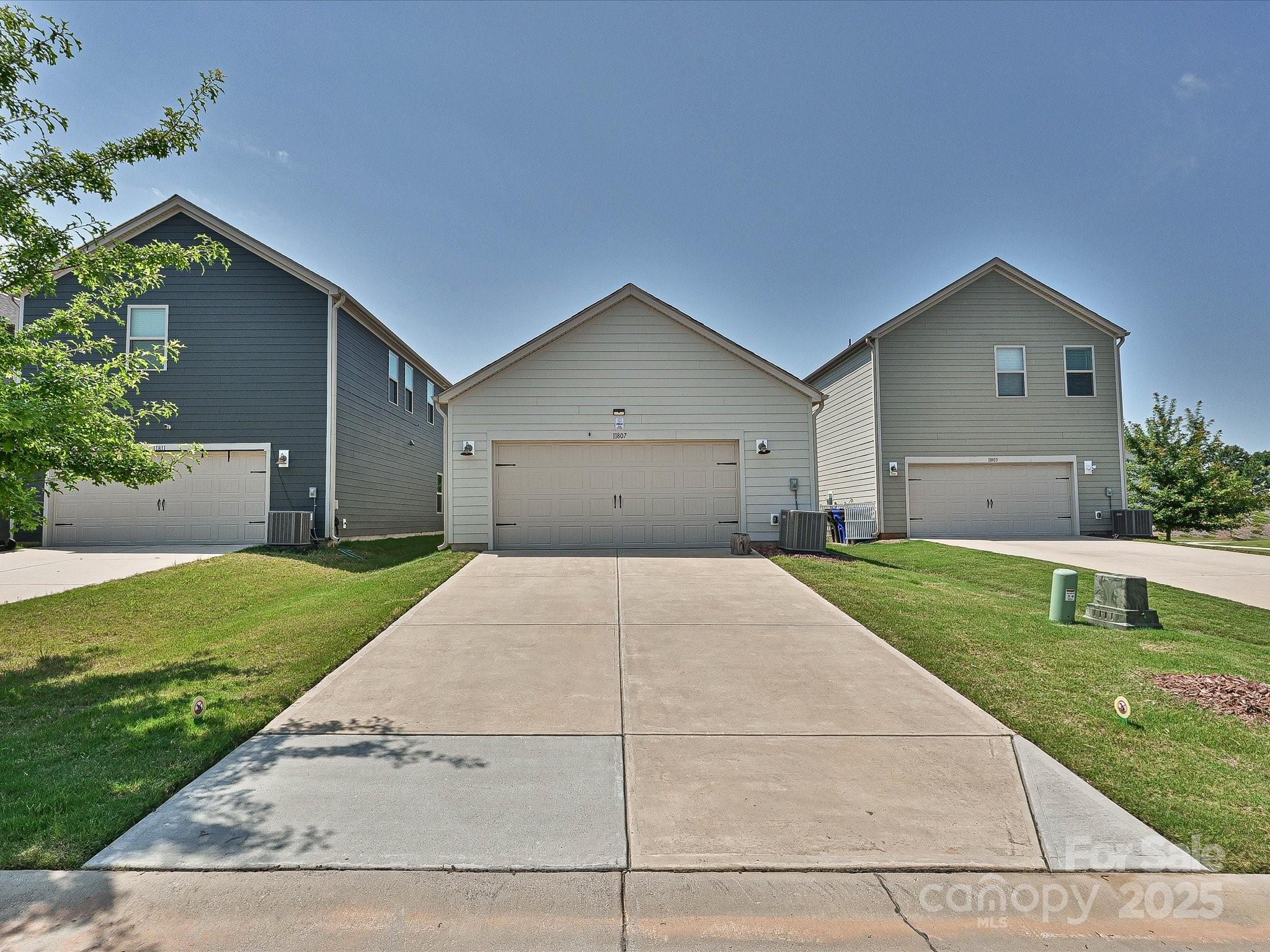 11807 Midnight Way Property Photo 24