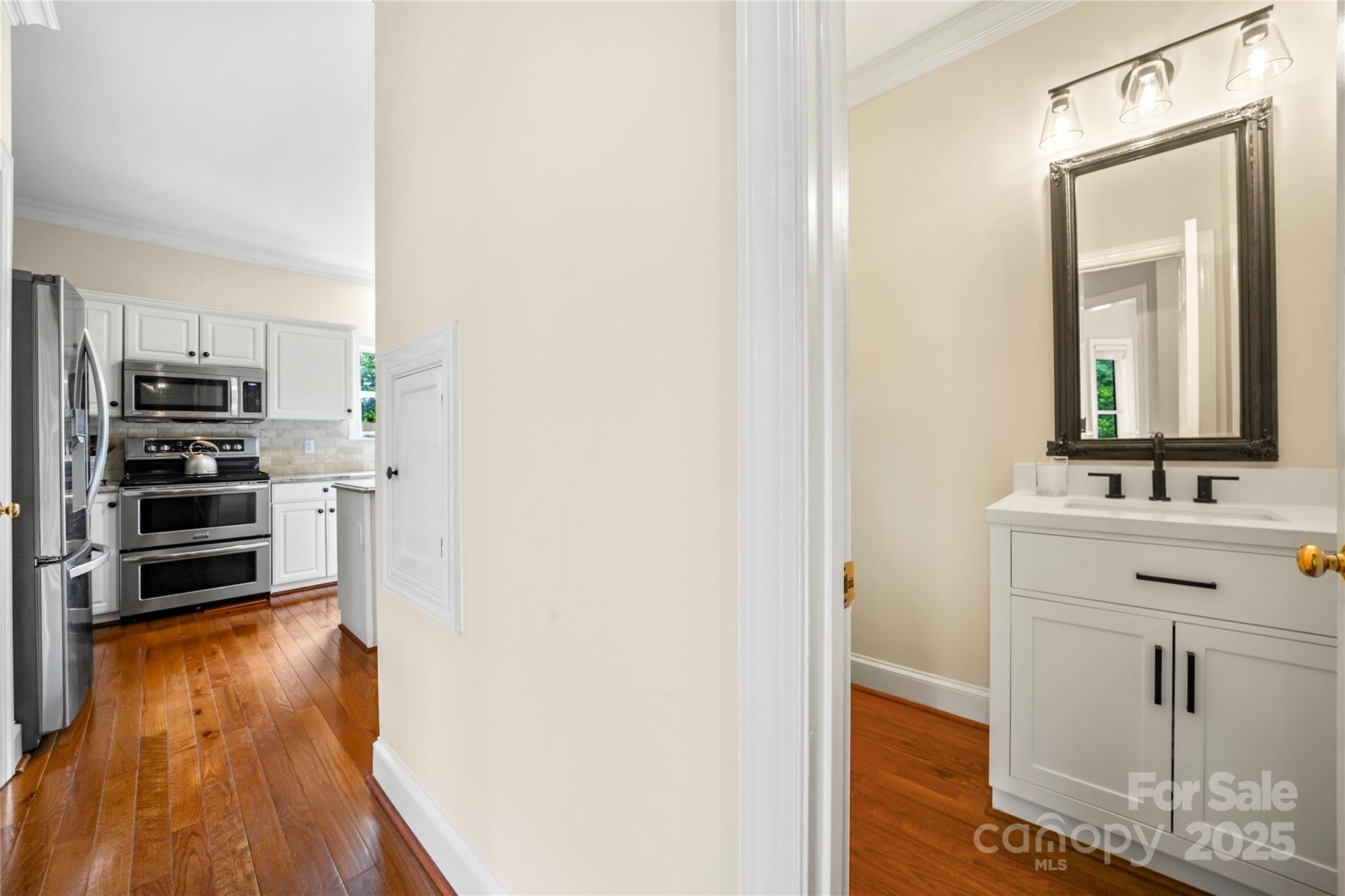 8173 Shannon Woods Lane Property Photo 25