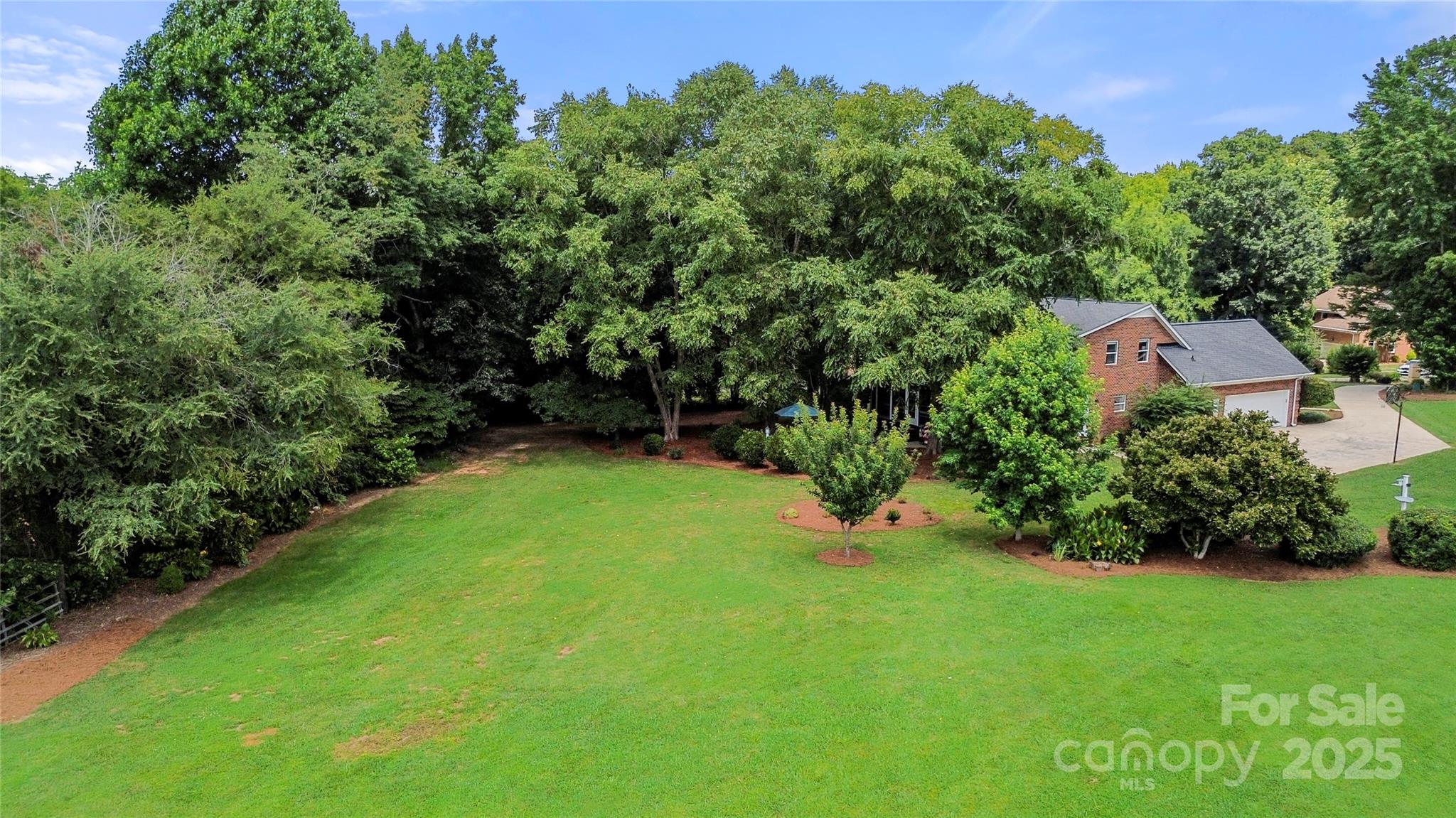 8173 Shannon Woods Lane Property Photo 33