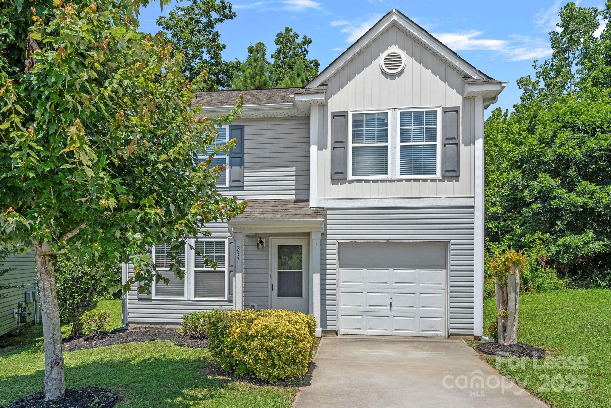 237 Aershire Court Property Photo 1