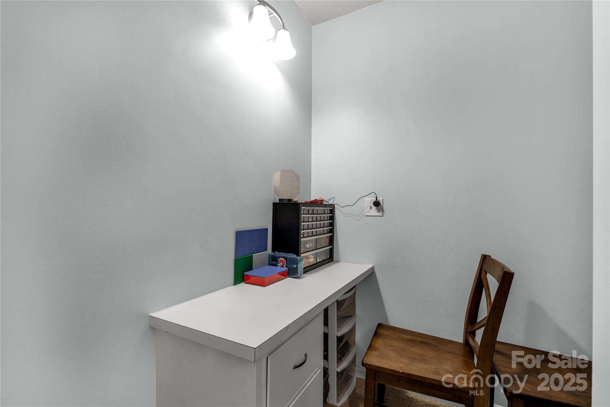 2460 Prince Drive Property Photo 19
