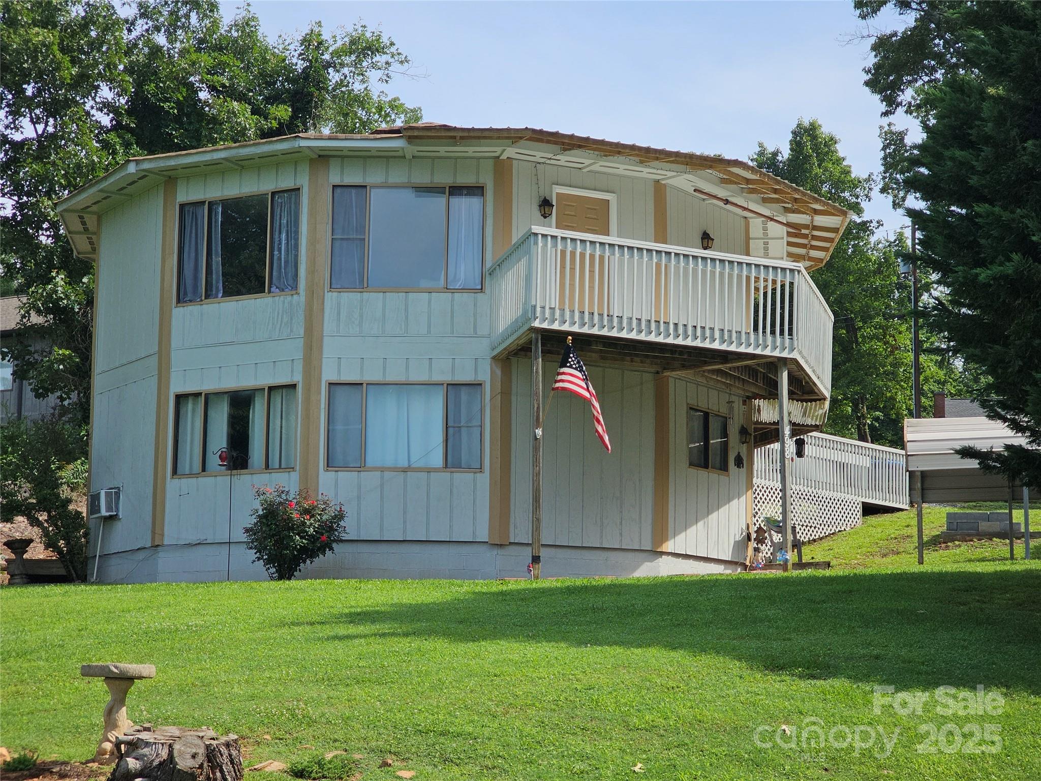500 Steel Bridge Loop Property Photo 1