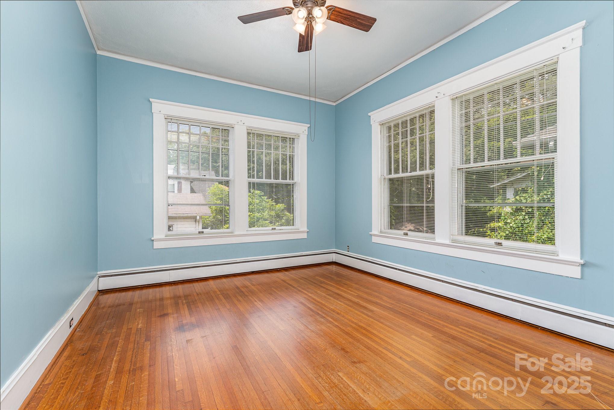 330 S Ellis Street Property Photo 15