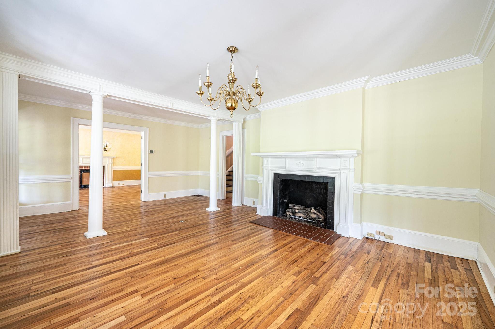 1010 College Avenue Property Photo 5
