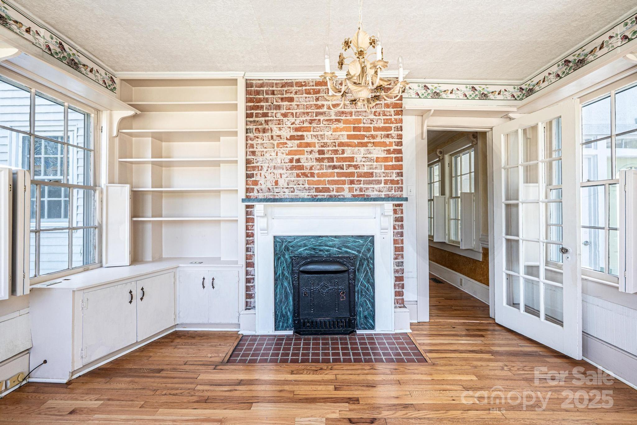 1010 College Avenue Property Photo 18