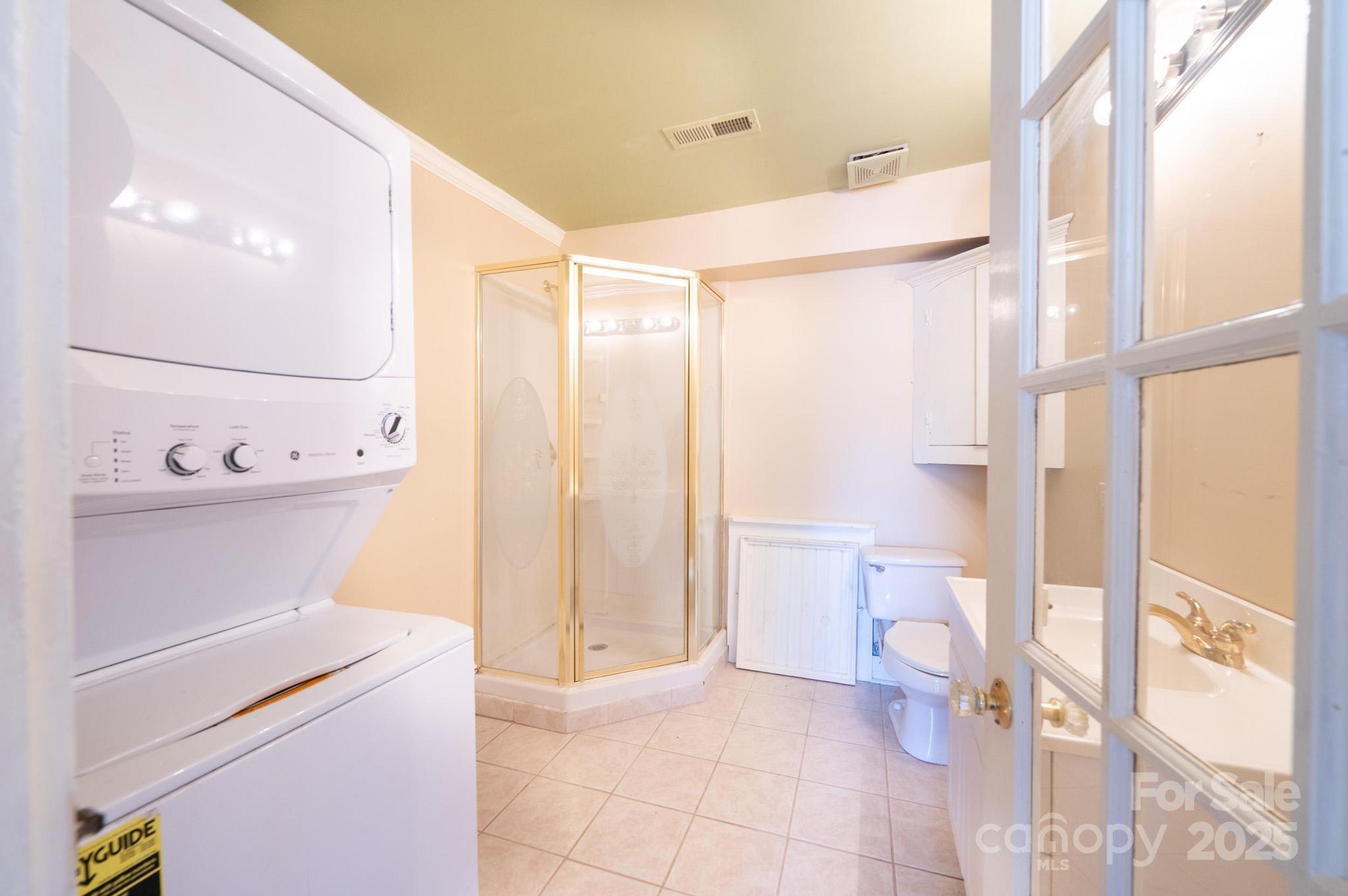1010 College Avenue Property Photo 30