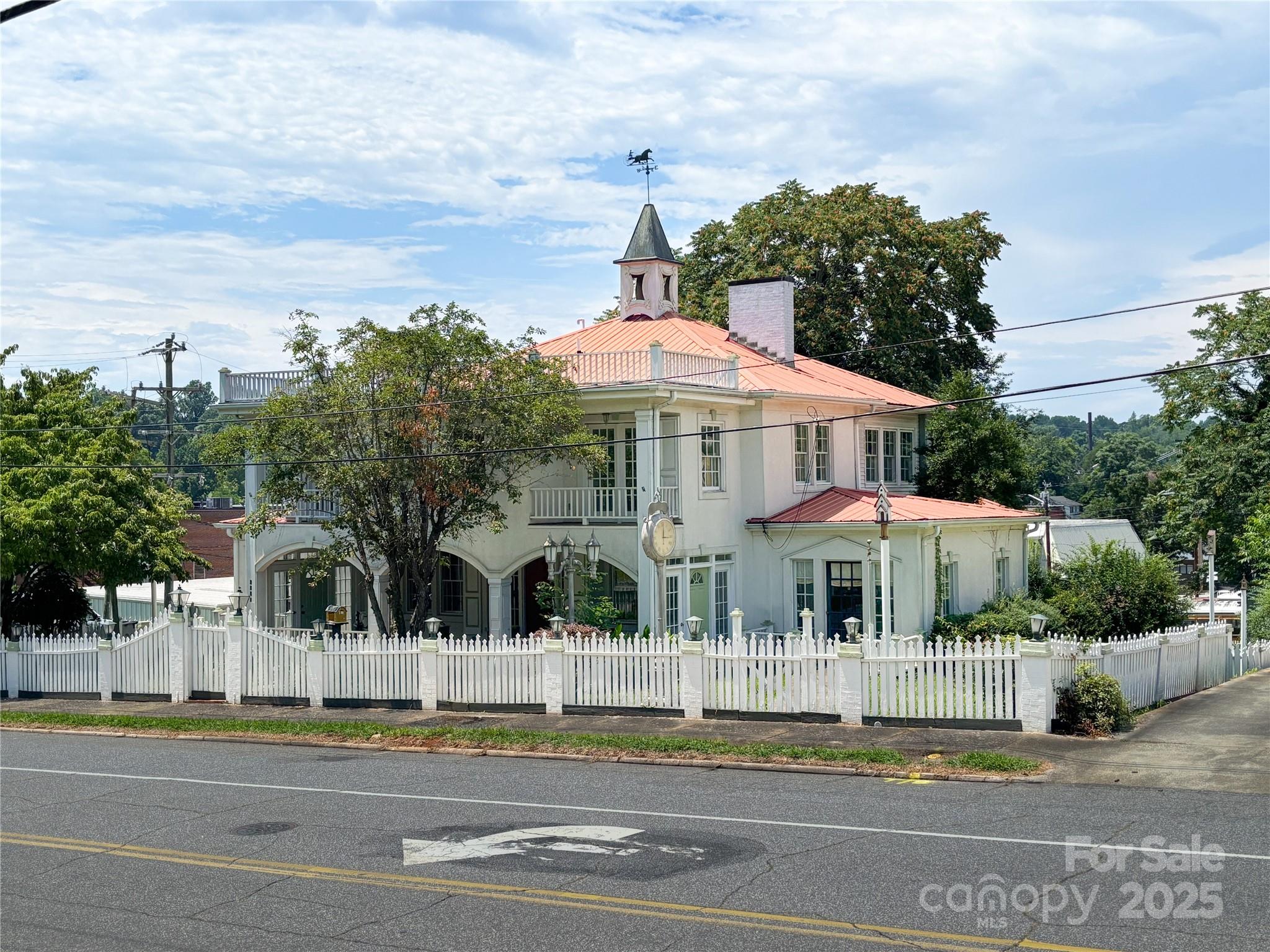 1010 College Avenue Property Photo 43