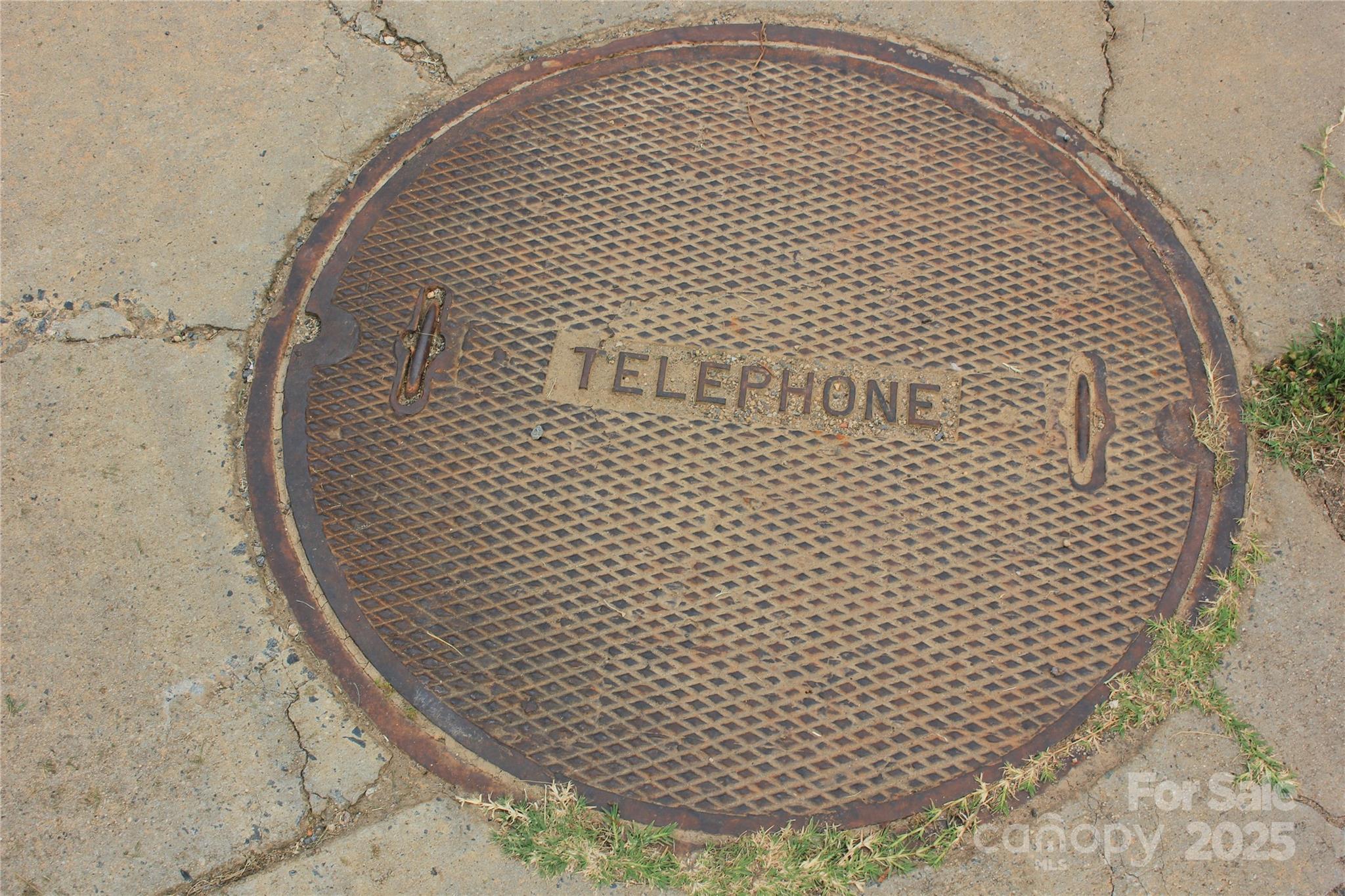 569 Union Street Property Photo 10