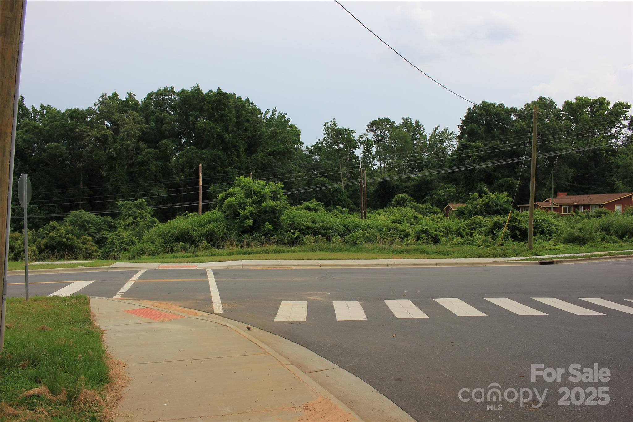 569 Union Street Property Photo 24