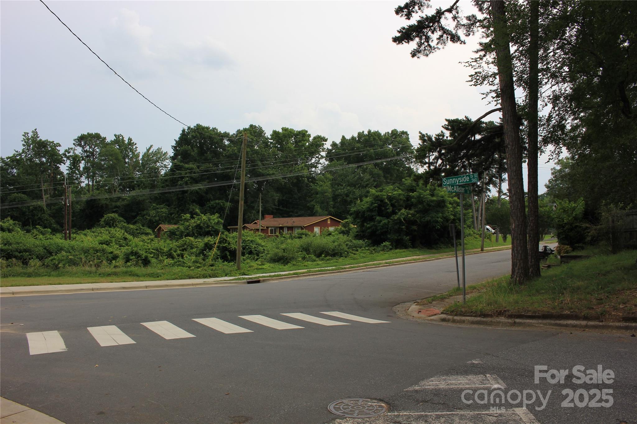 569 Union Street Property Photo 25