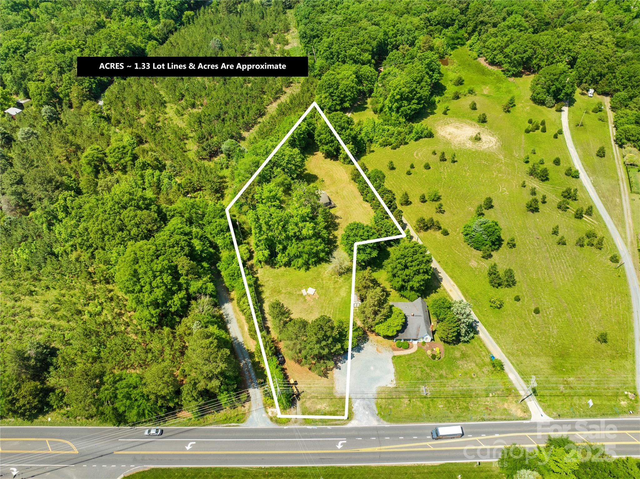 2418 S Providence Road Property Photo 1