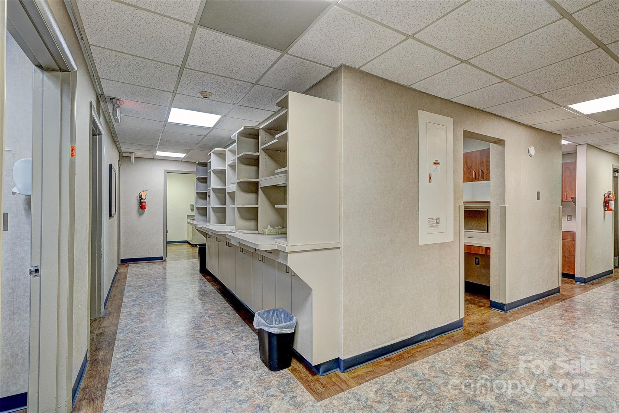 112 S Oak Street Property Photo 12