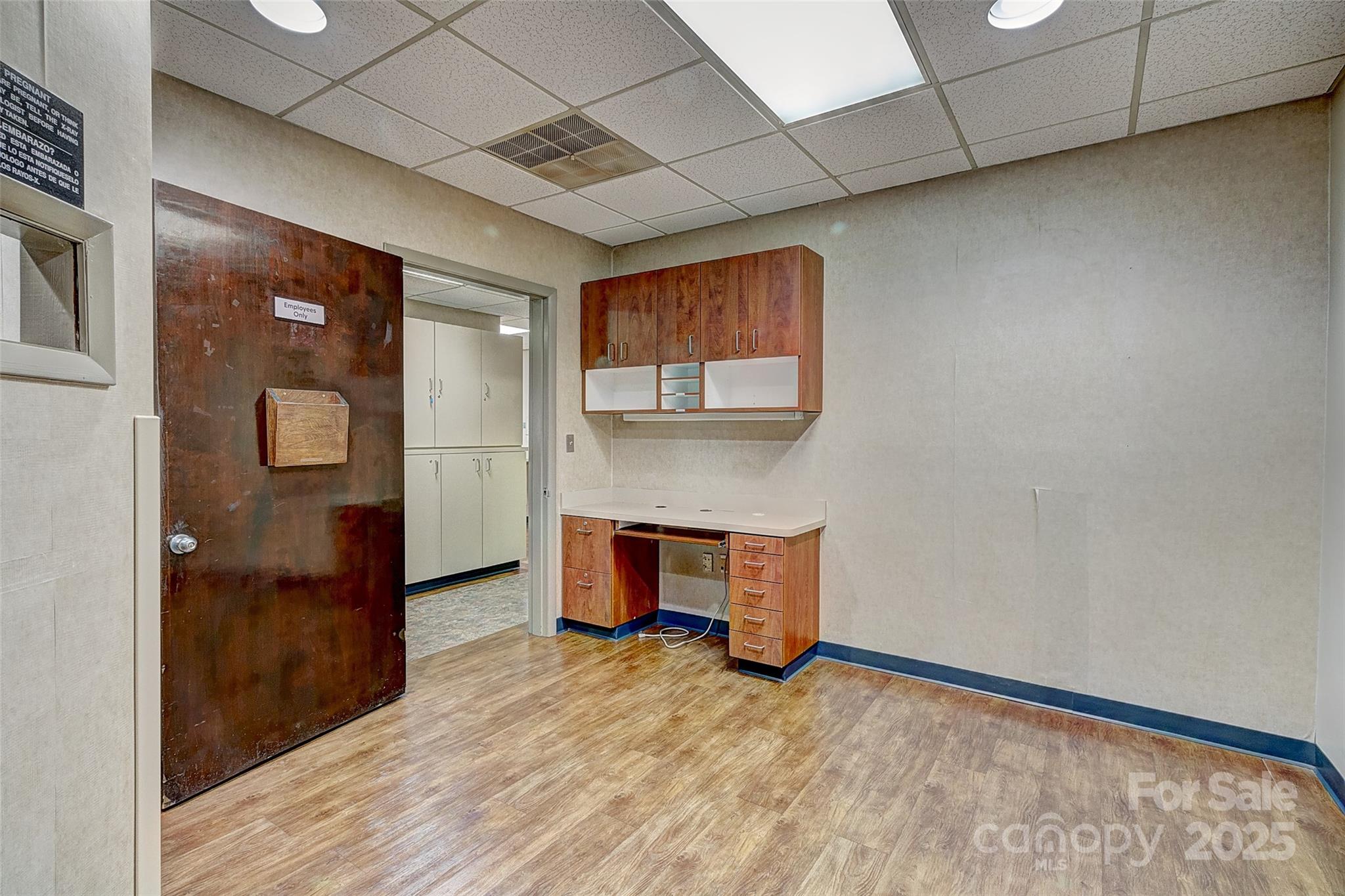 112 S Oak Street Property Photo 19