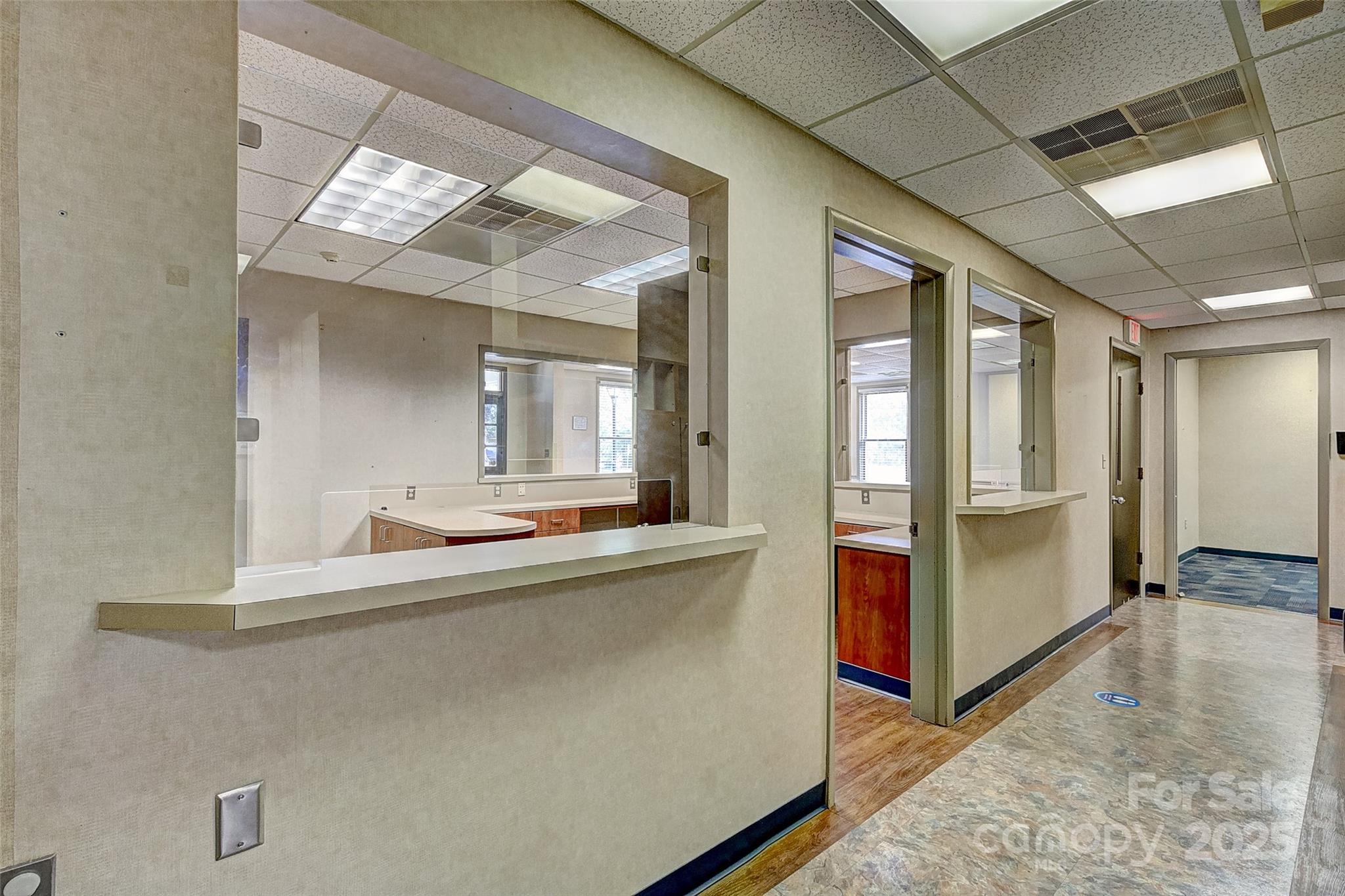 112 S Oak Street Property Photo 23