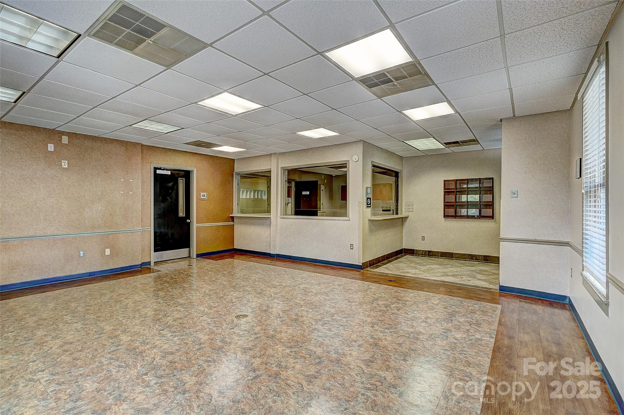 112 S Oak Street Property Photo 25