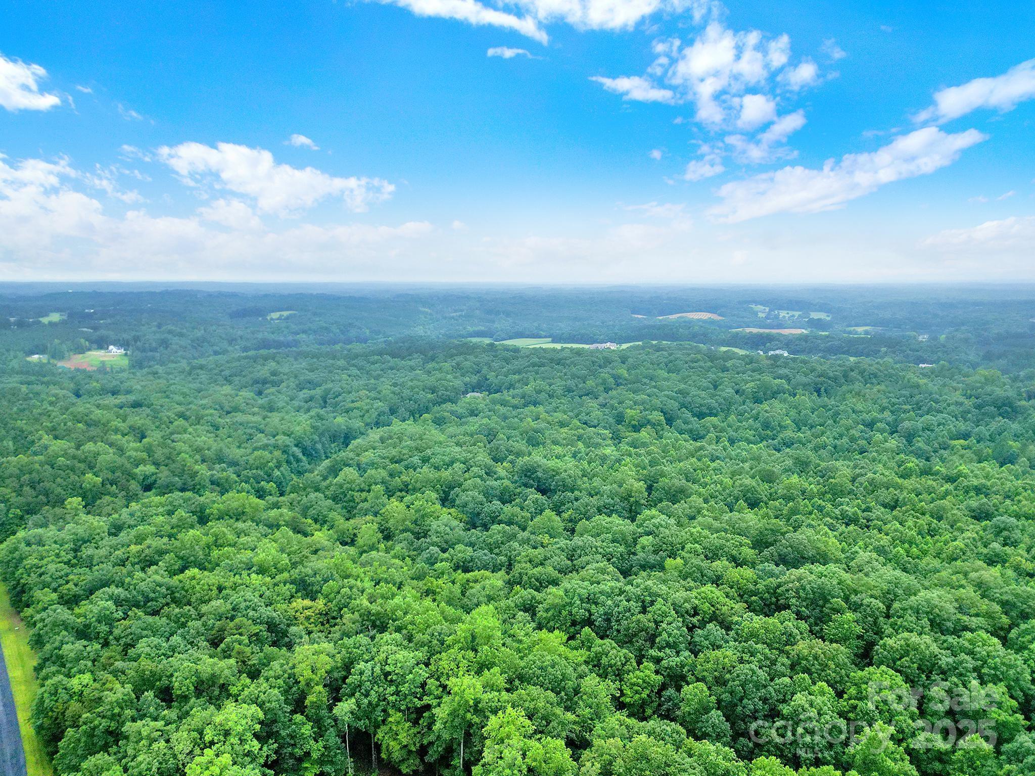 1501 Trotter Circle Property Photo 8