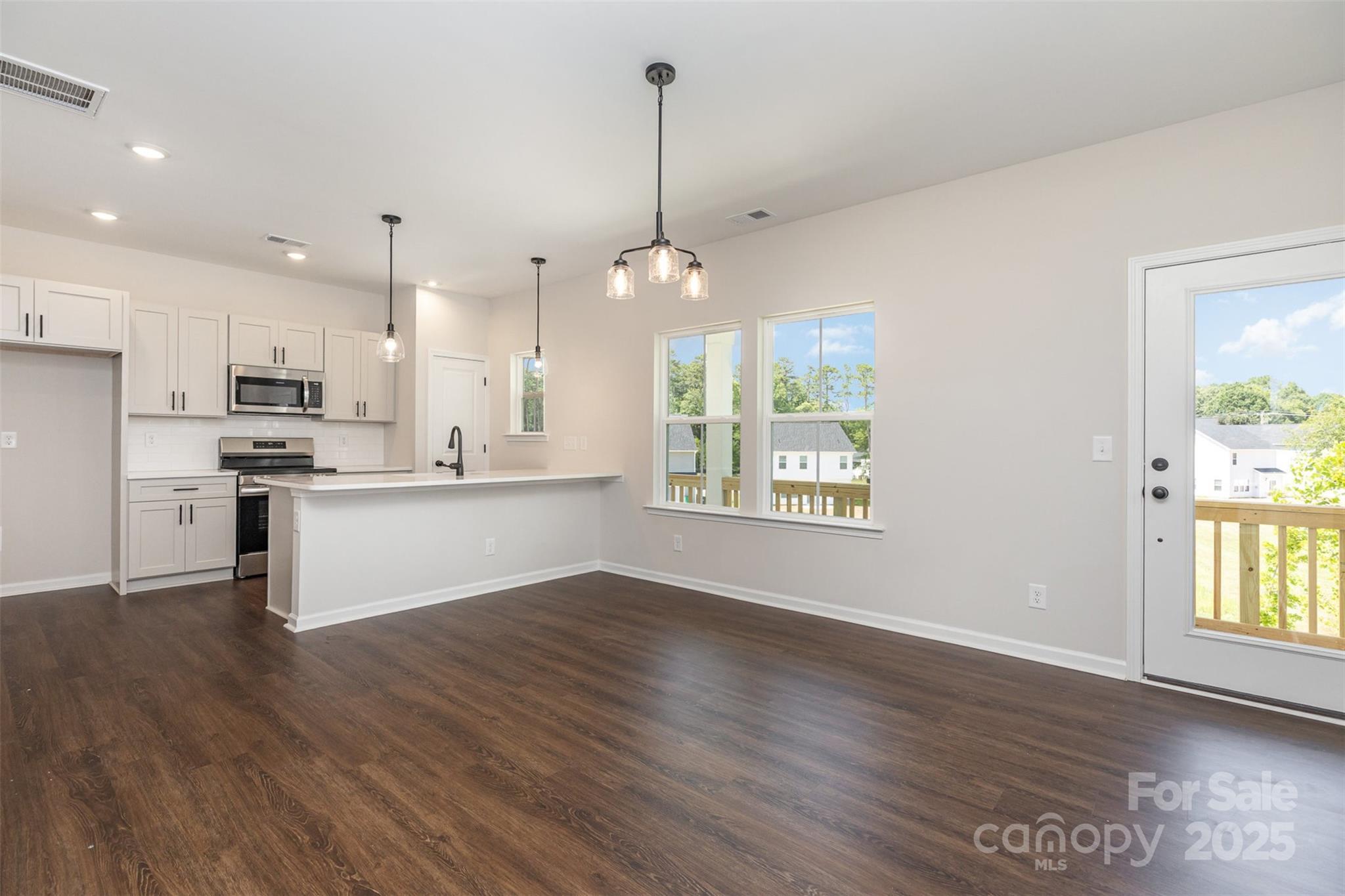 2063 Sadler Woods Lane Property Photo 3