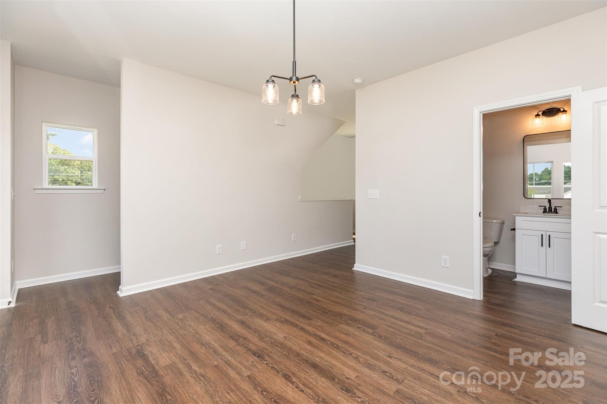 2063 Sadler Woods Lane Property Photo 9