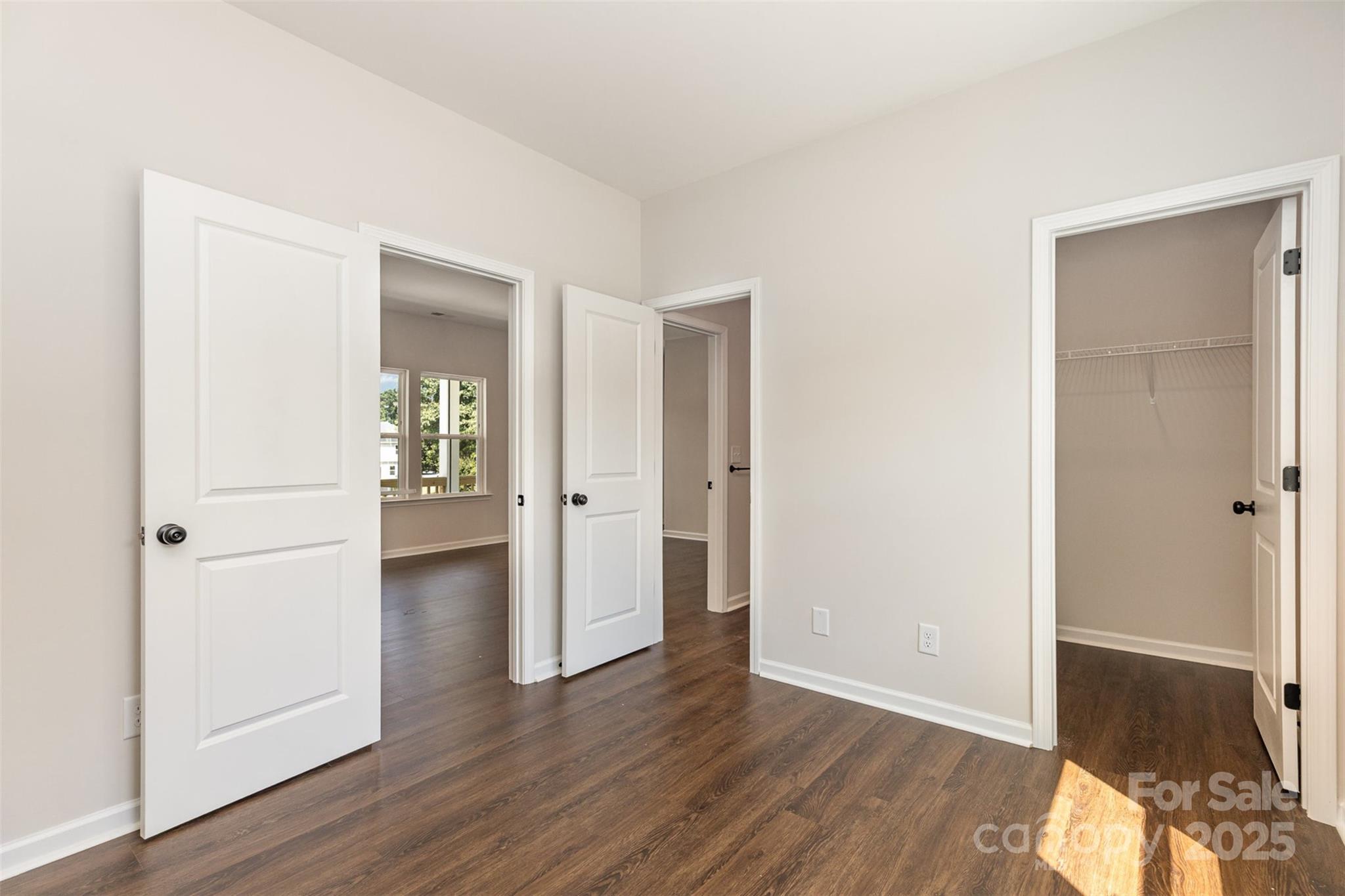 2063 Sadler Woods Lane Property Photo 11