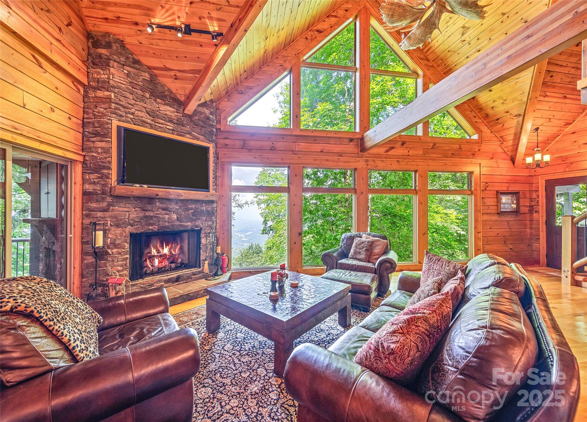 195 Unula Loop Property Photo