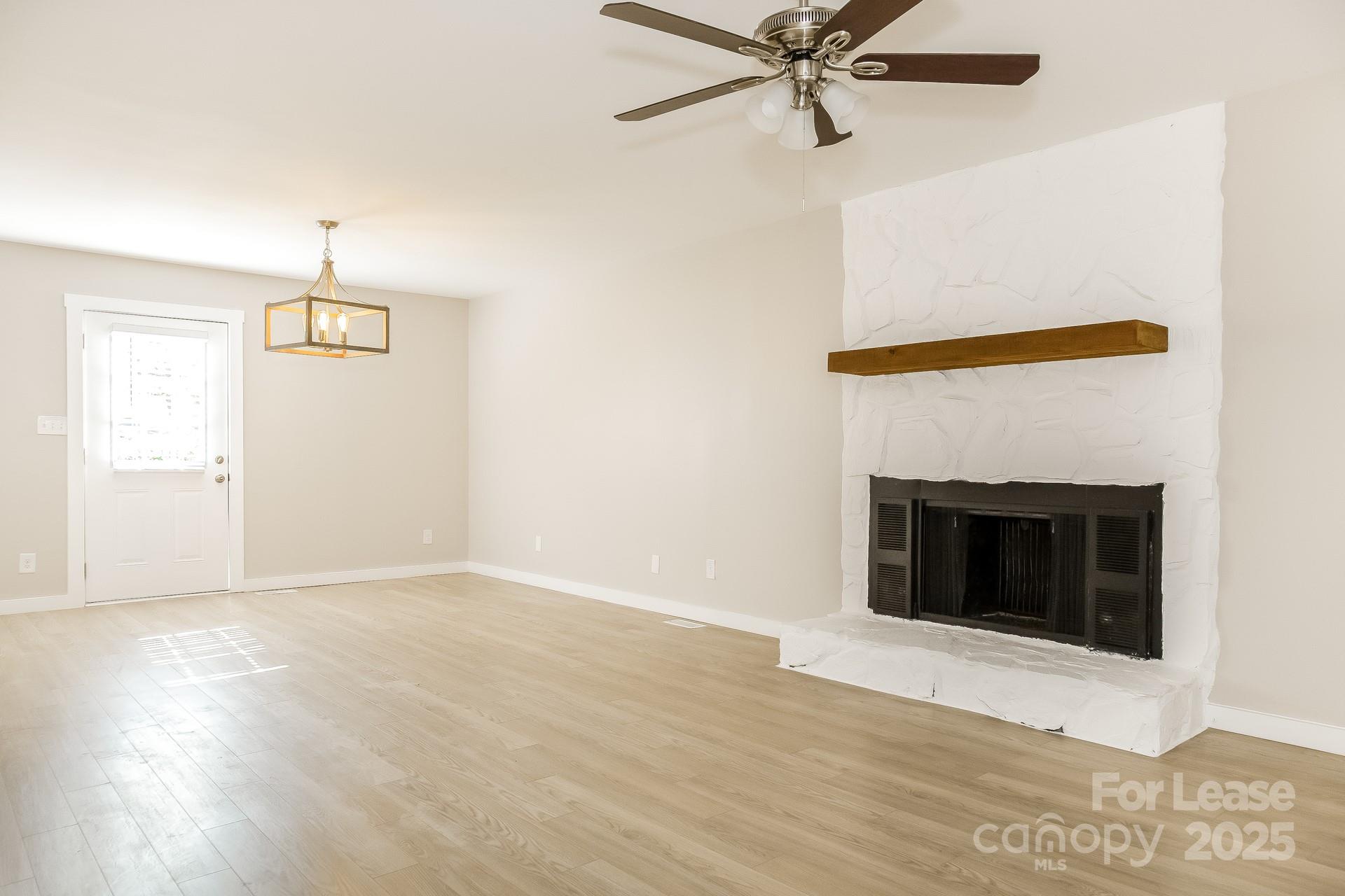 11417 Park Road Property Photo 3