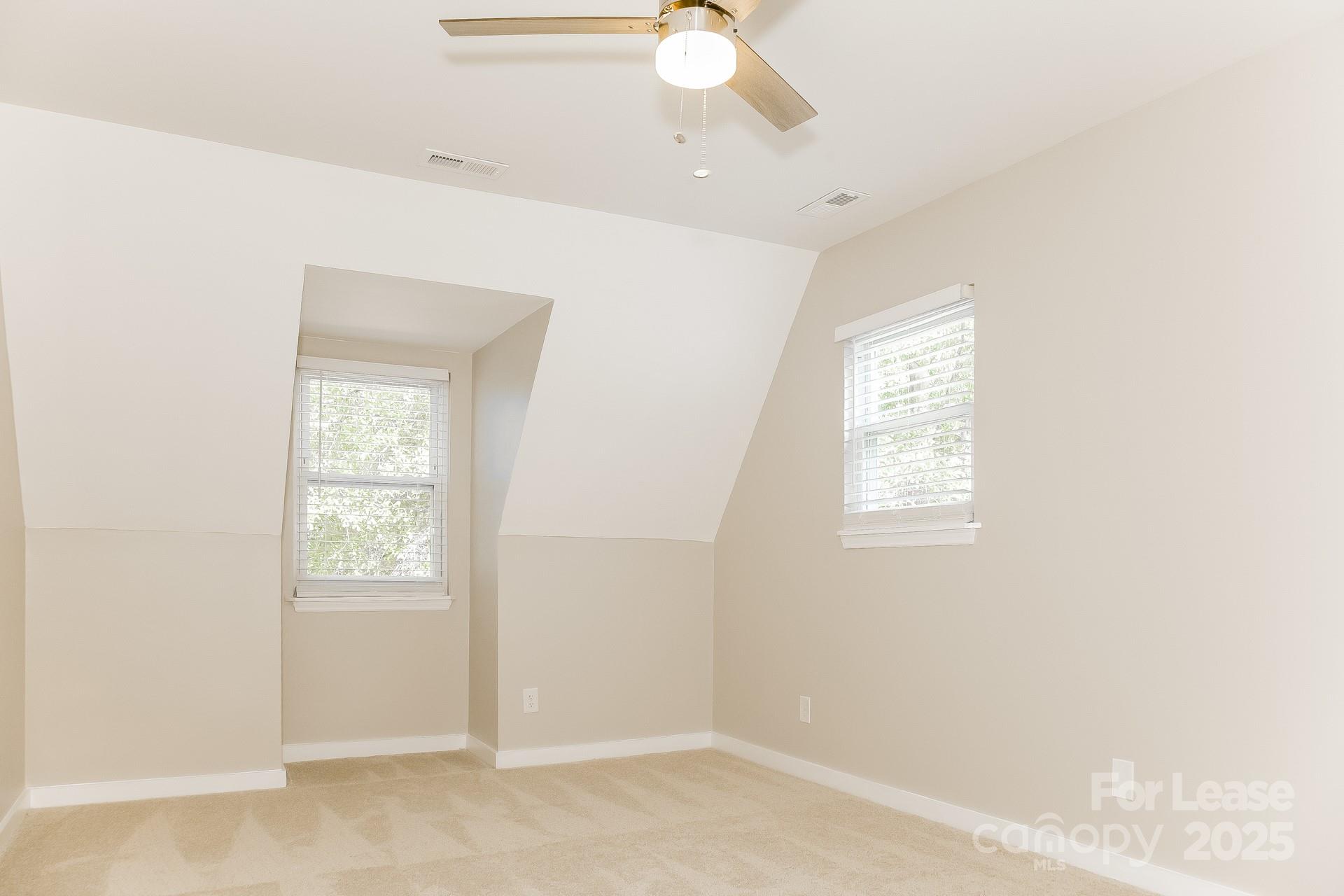 11417 Park Road Property Photo 8