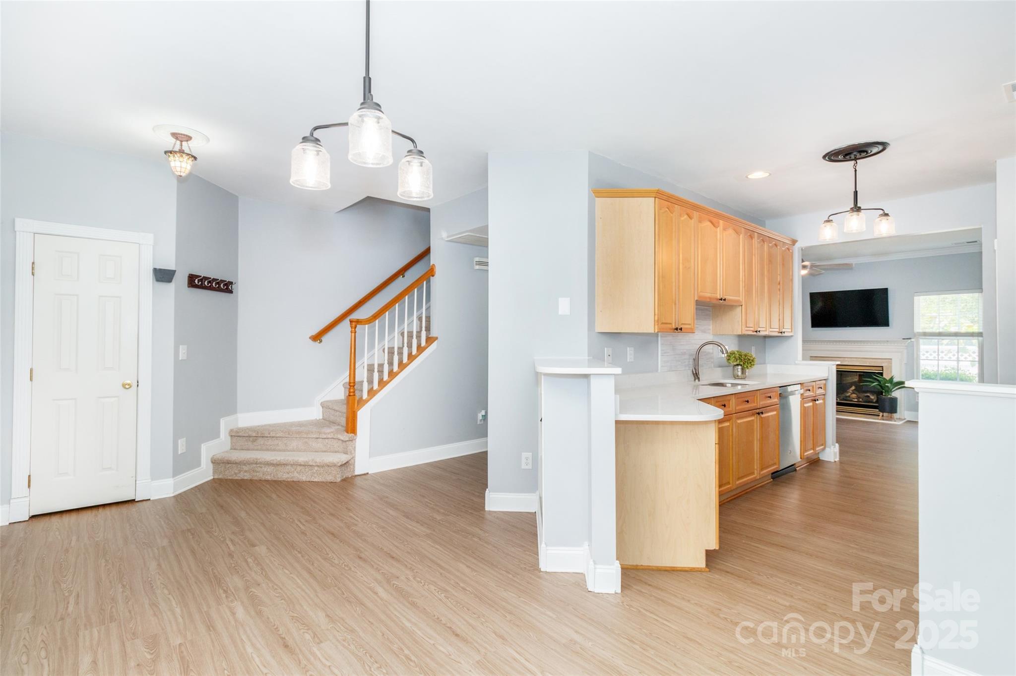 6017 Creft Circle Property Photo 13