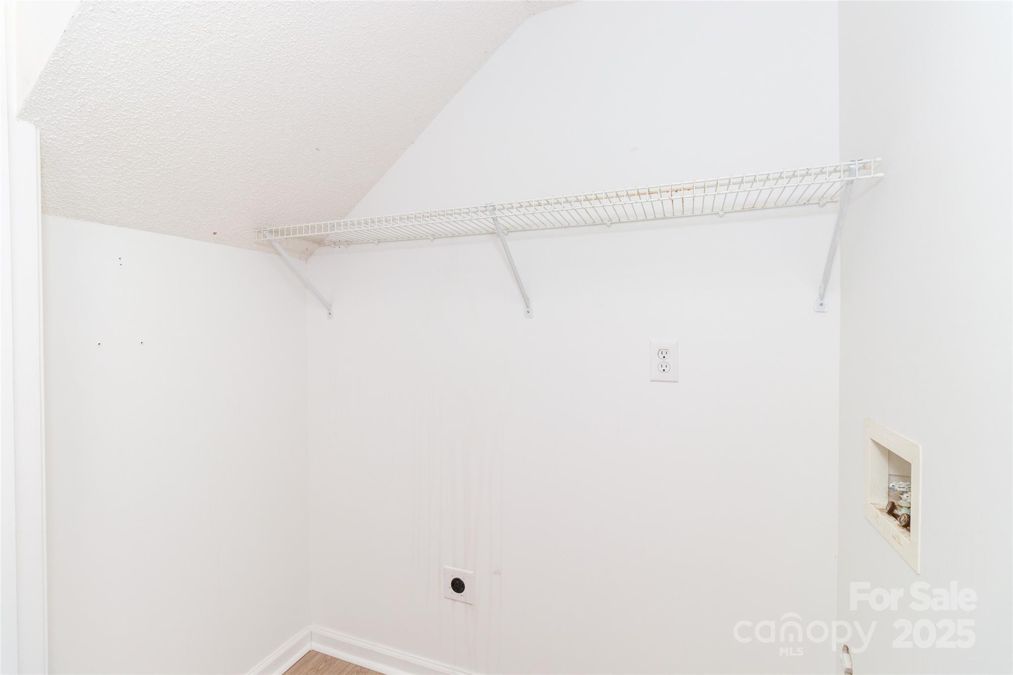 6017 Creft Circle Property Photo 21