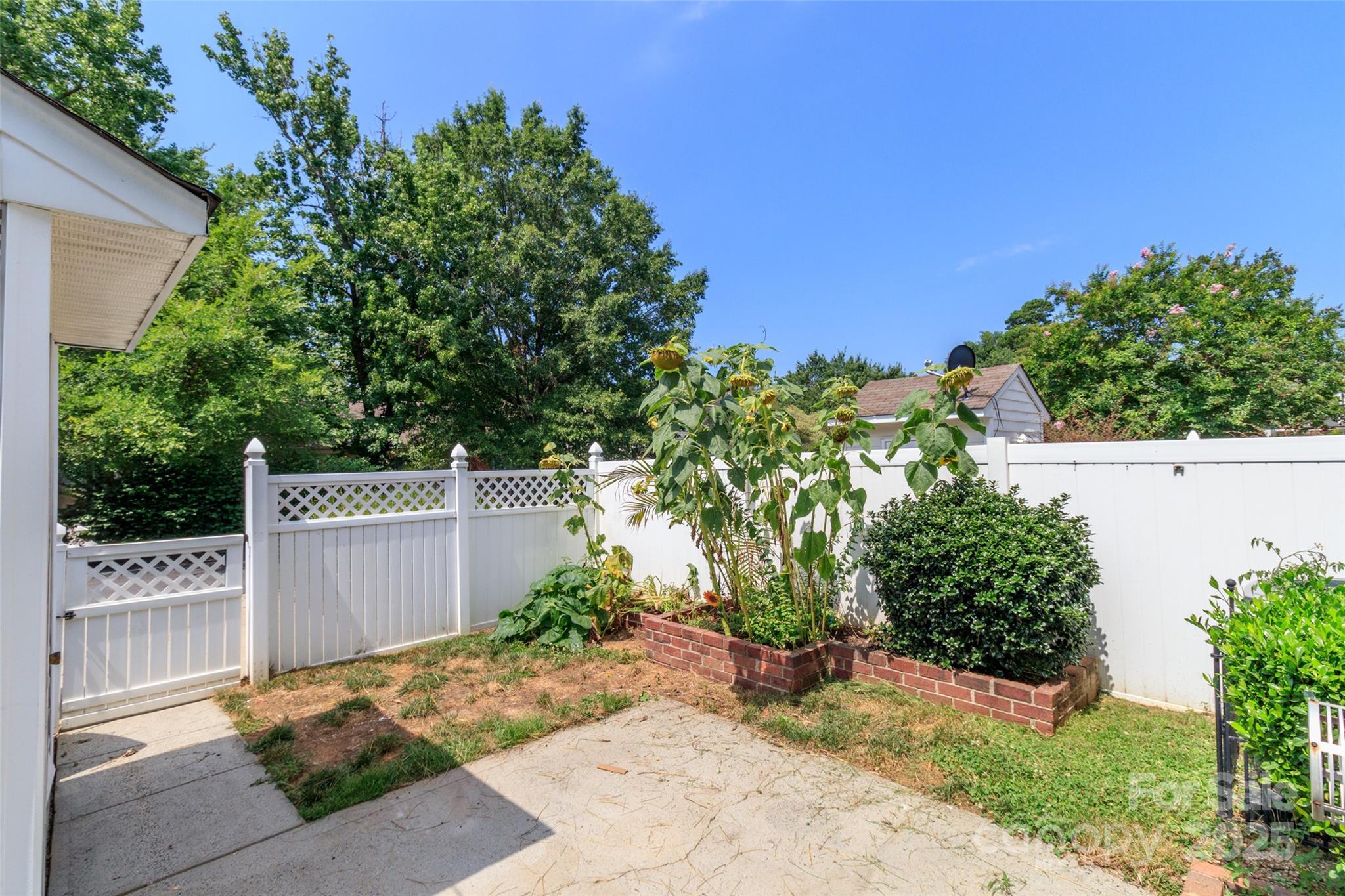 6017 Creft Circle Property Photo 22