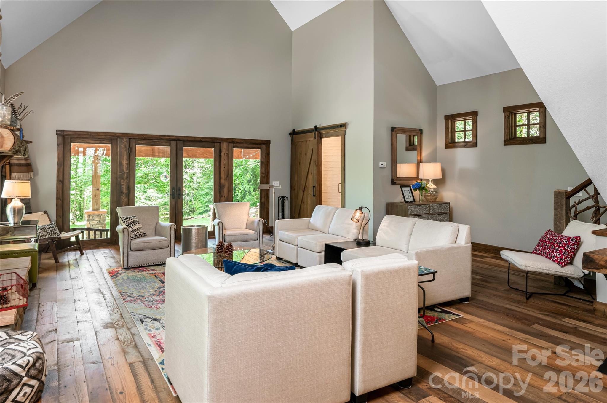 1037 Newberry Creek Road Property Photo 4