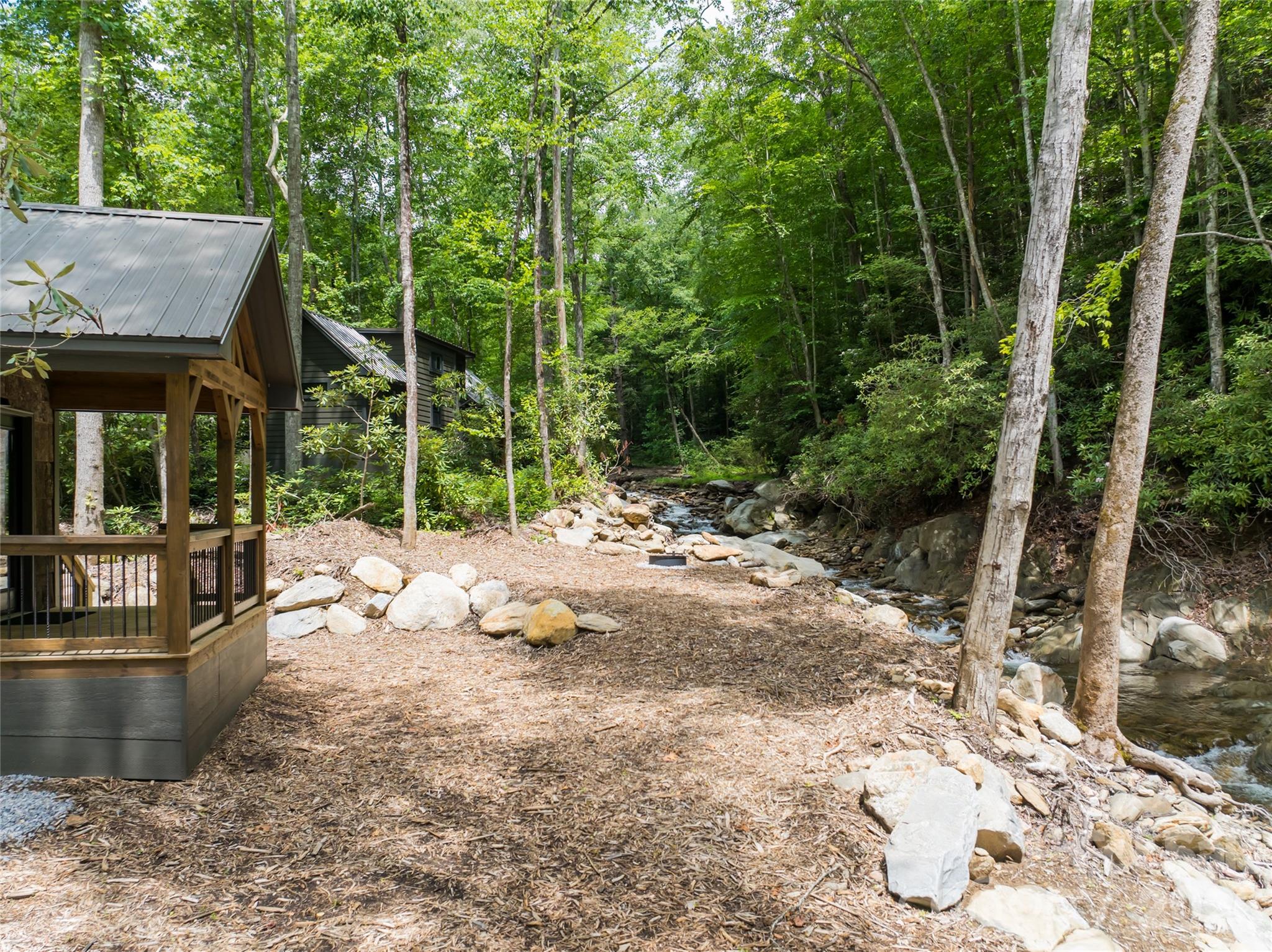 1037 Newberry Creek Road Property Photo 43