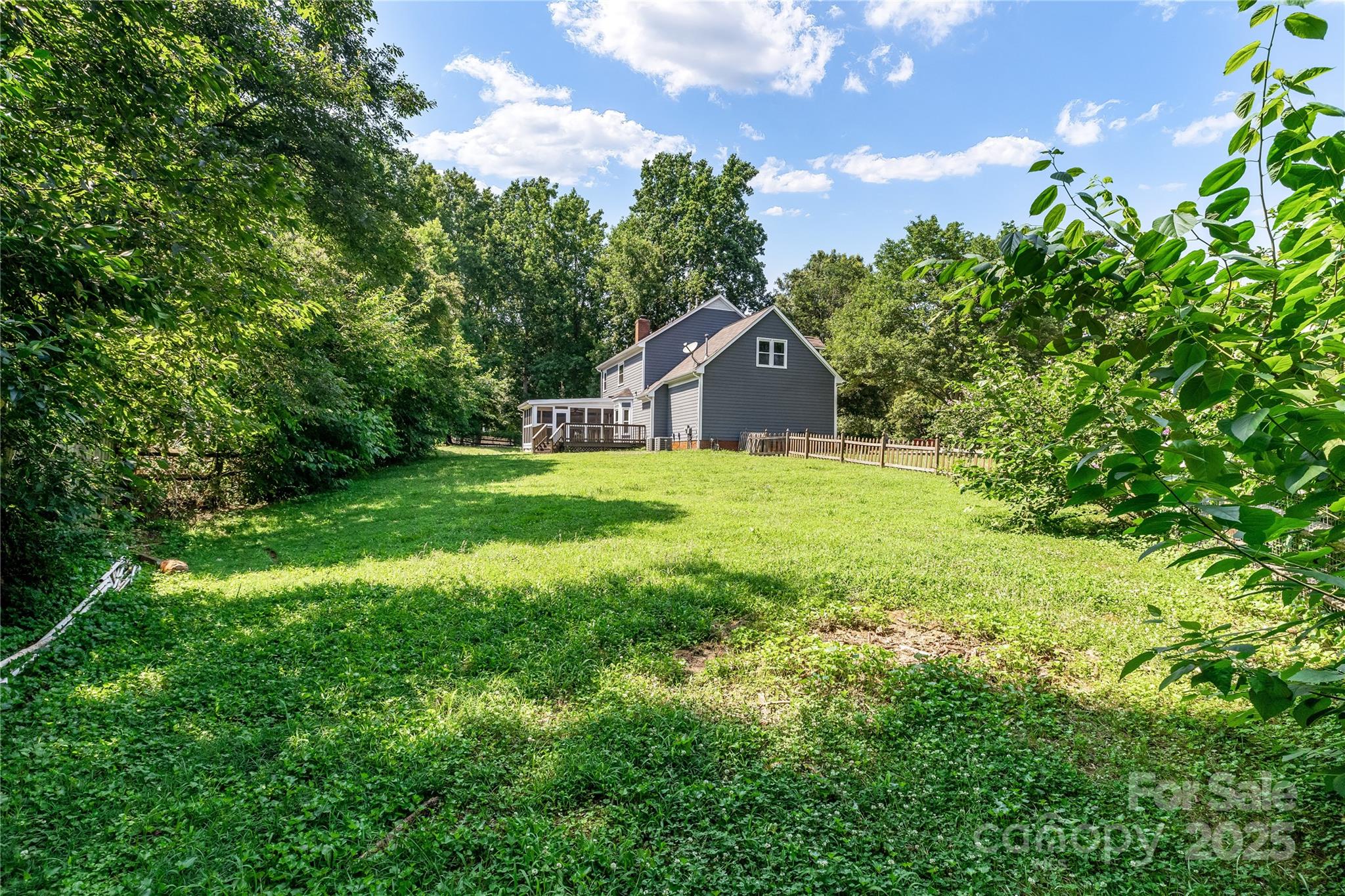 1581 Bluff Court Property Photo 9