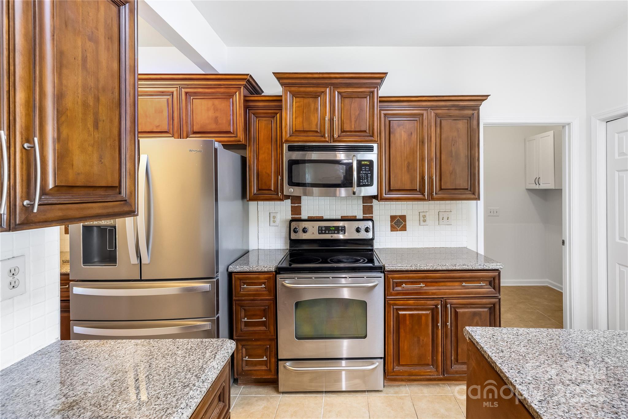 1581 Bluff Court Property Photo 13