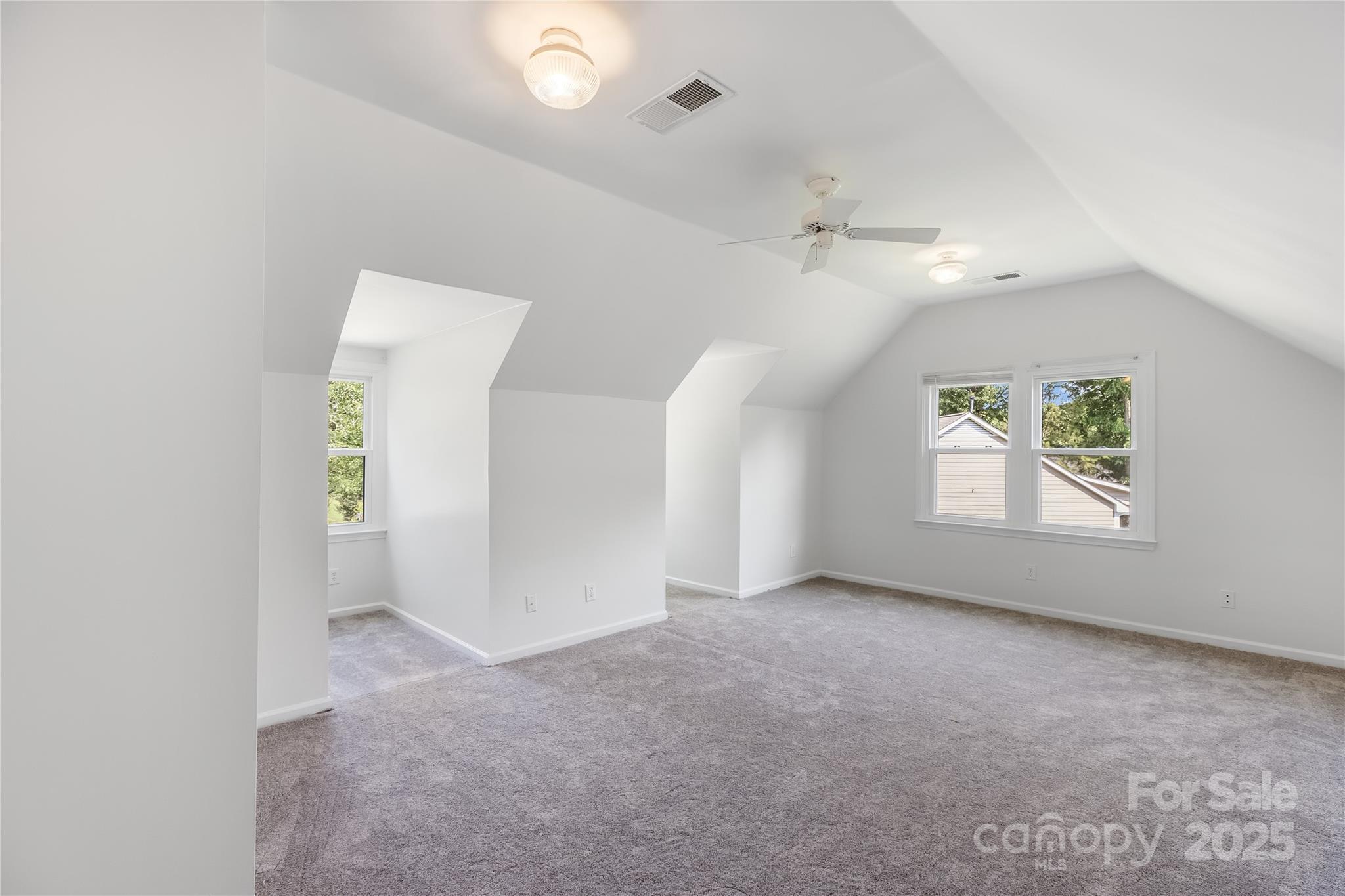 1581 Bluff Court Property Photo 20