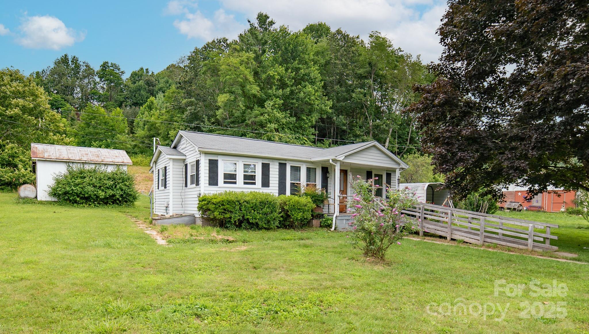 7610 Linville Falls Highway