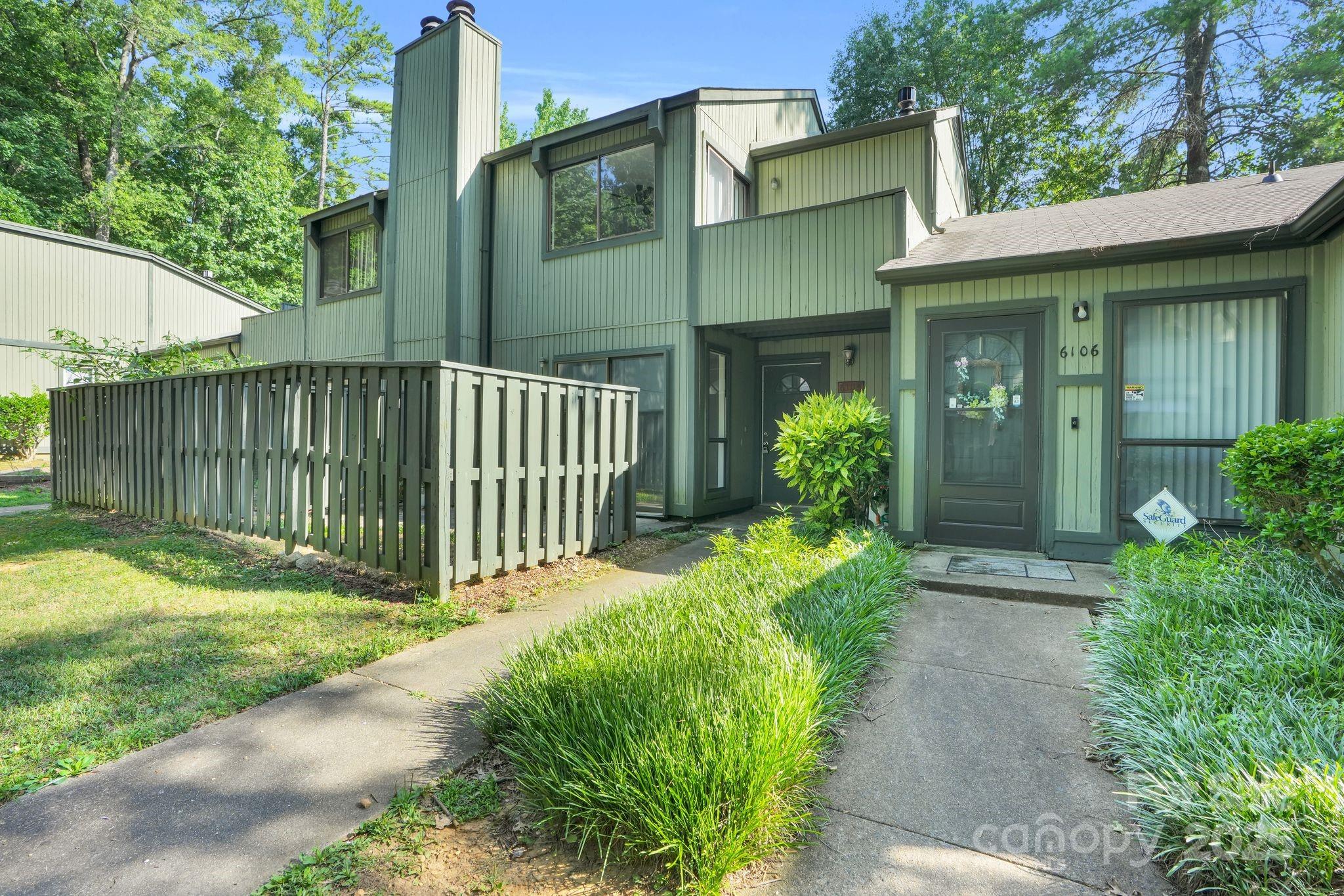 6104 Bent Tree Court Property Photo 1
