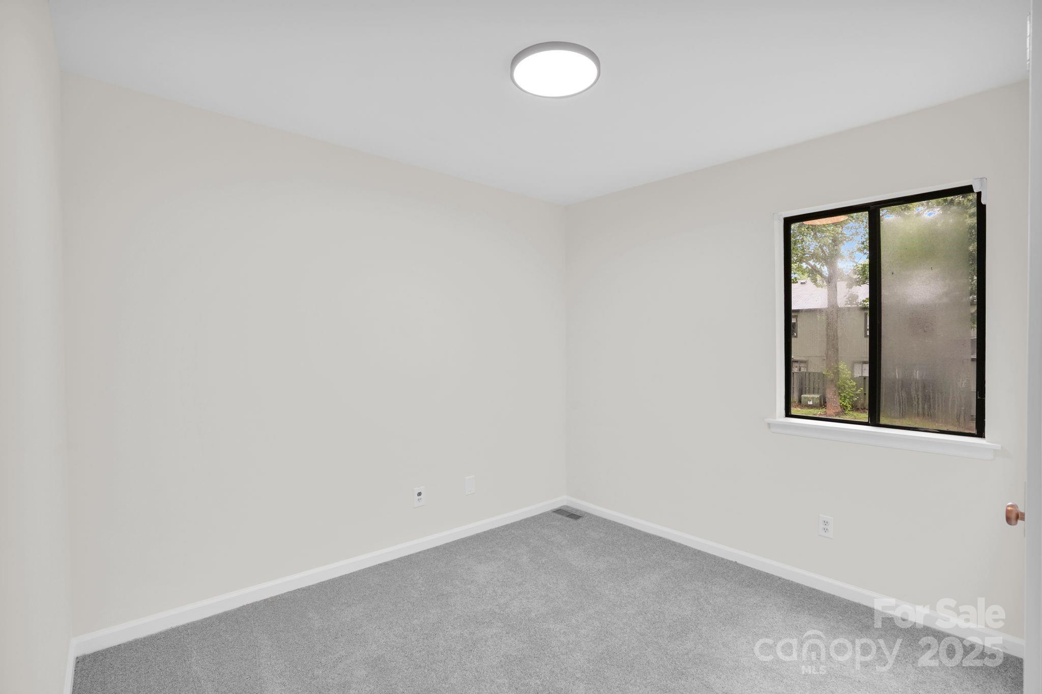 6104 Bent Tree Court Property Photo 12