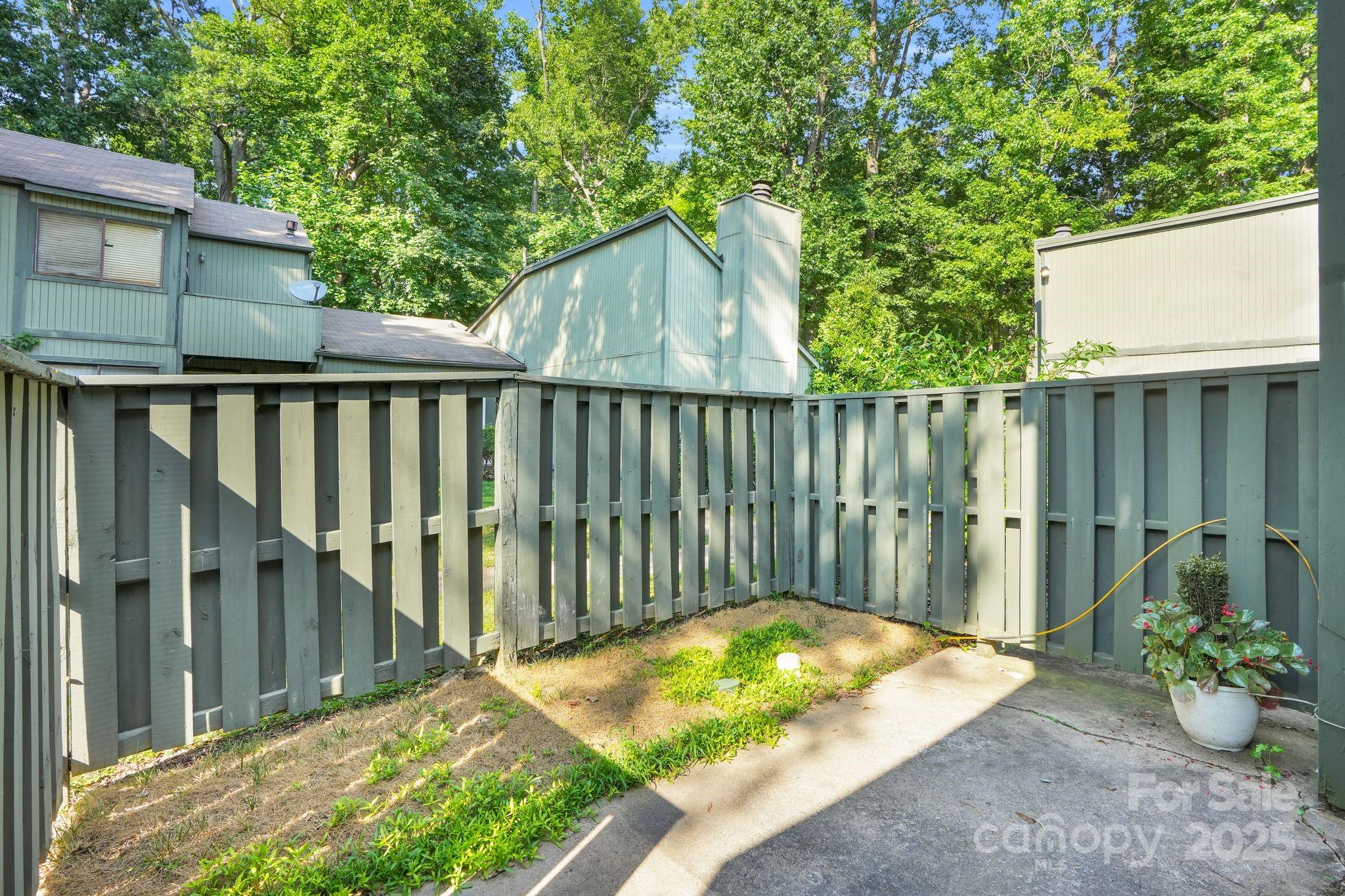 6104 Bent Tree Court Property Photo 17