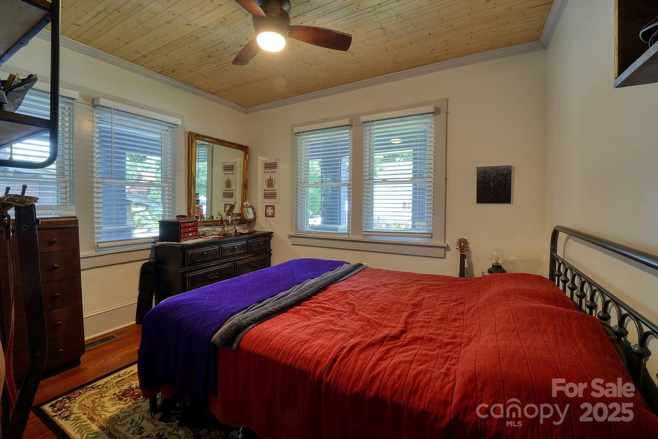 107 Riverview Drive Property Photo 13