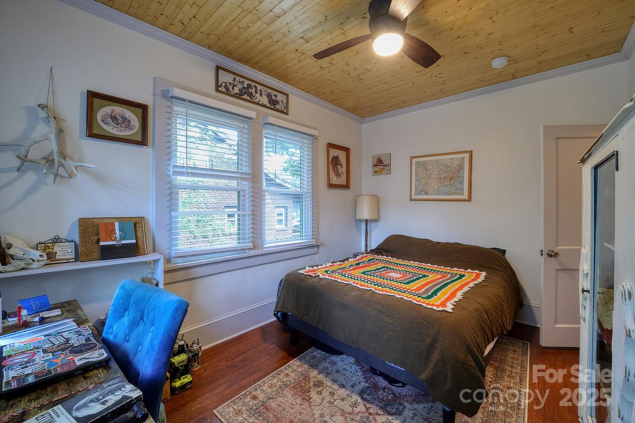 107 Riverview Drive Property Photo 14