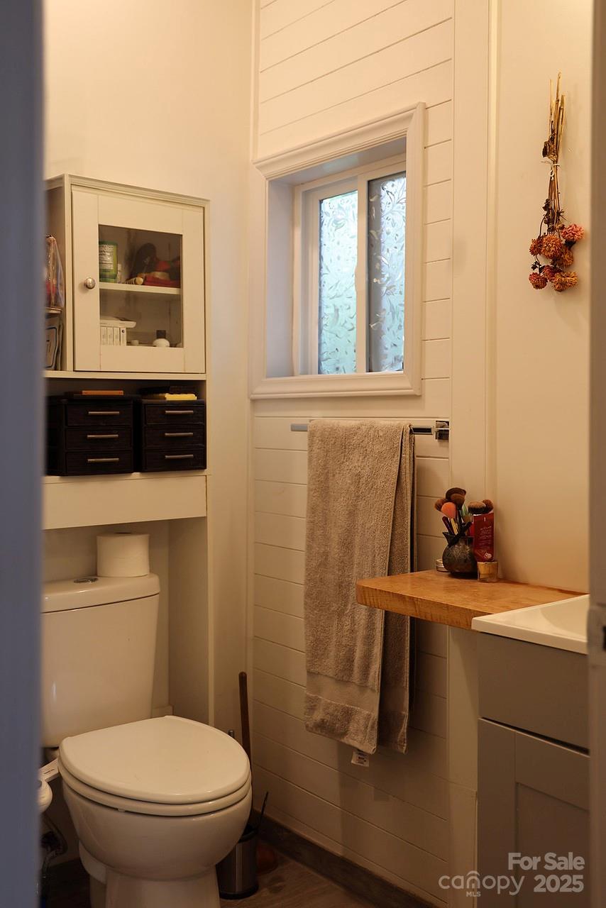 107 Riverview Drive Property Photo 15