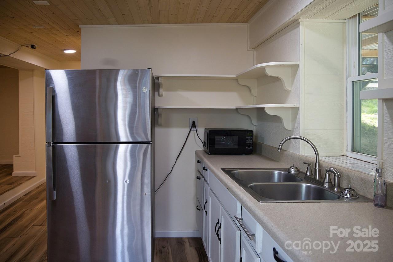 107 Riverview Drive Property Photo 19